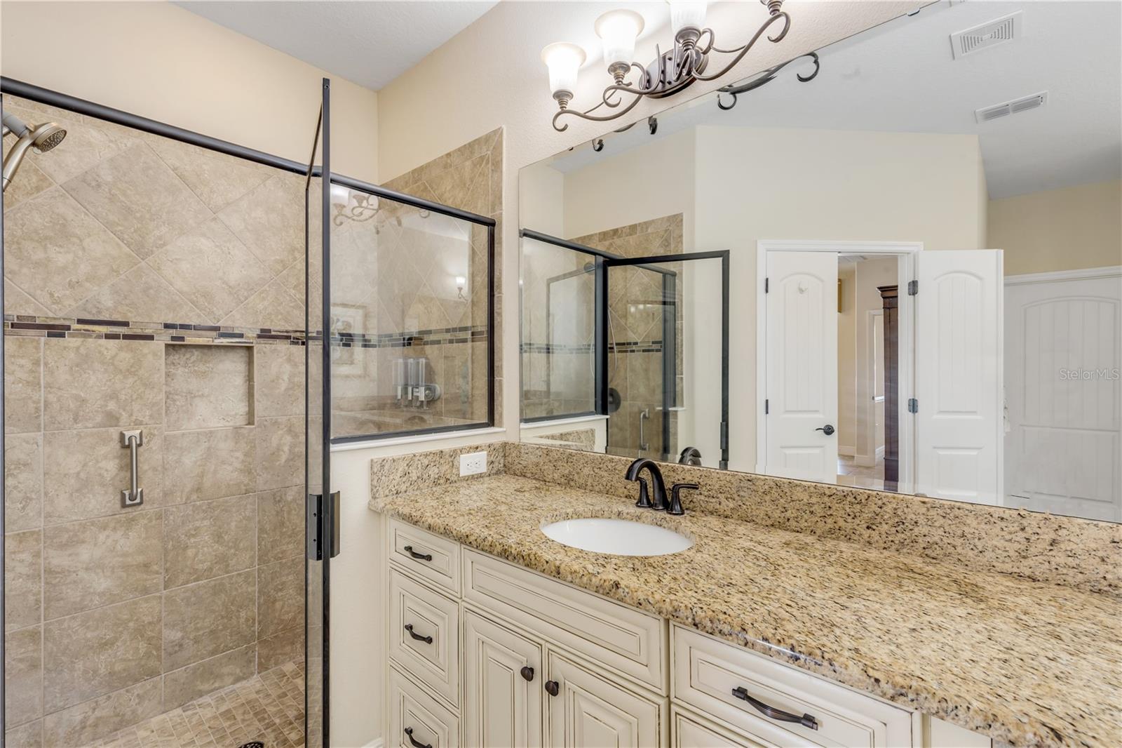 VENETIAN BAY PH 1B UNIT 02 - Residential