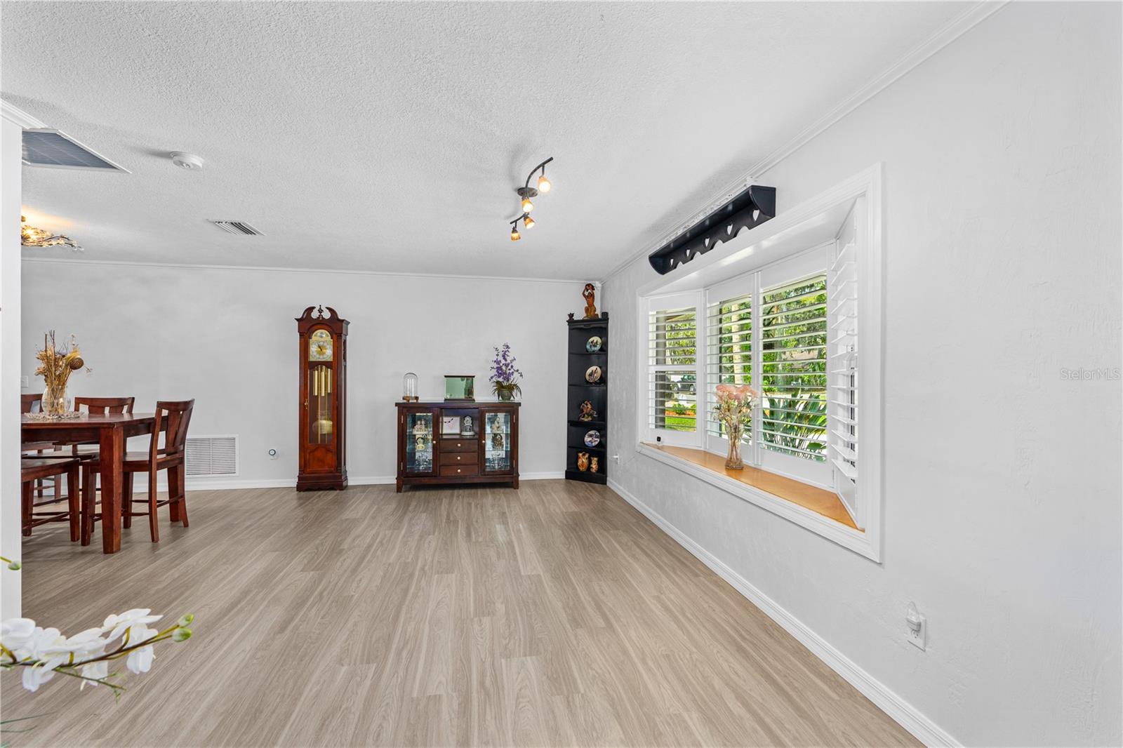 SUGAR FOREST PH 01 - Residential