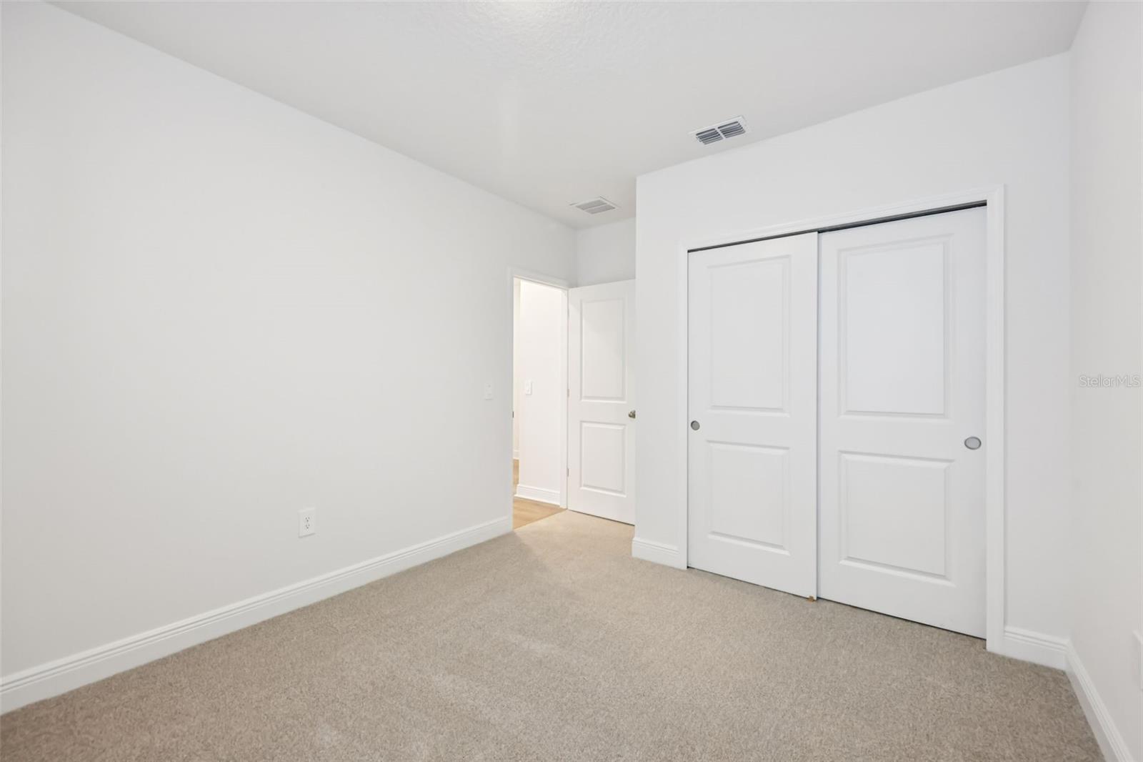 RESERVES AT HAMMOCK OAKS PHASE 1A - Residential