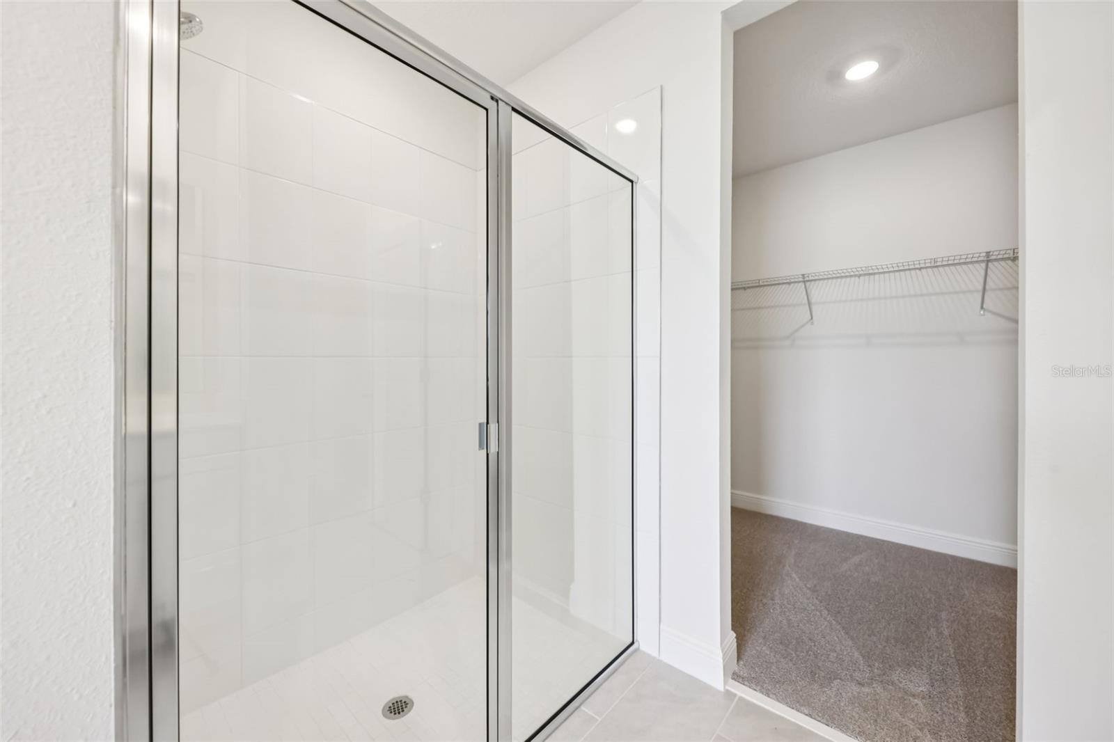 RESERVES AT HAMMOCK OAKS PHASE 1A - Residential