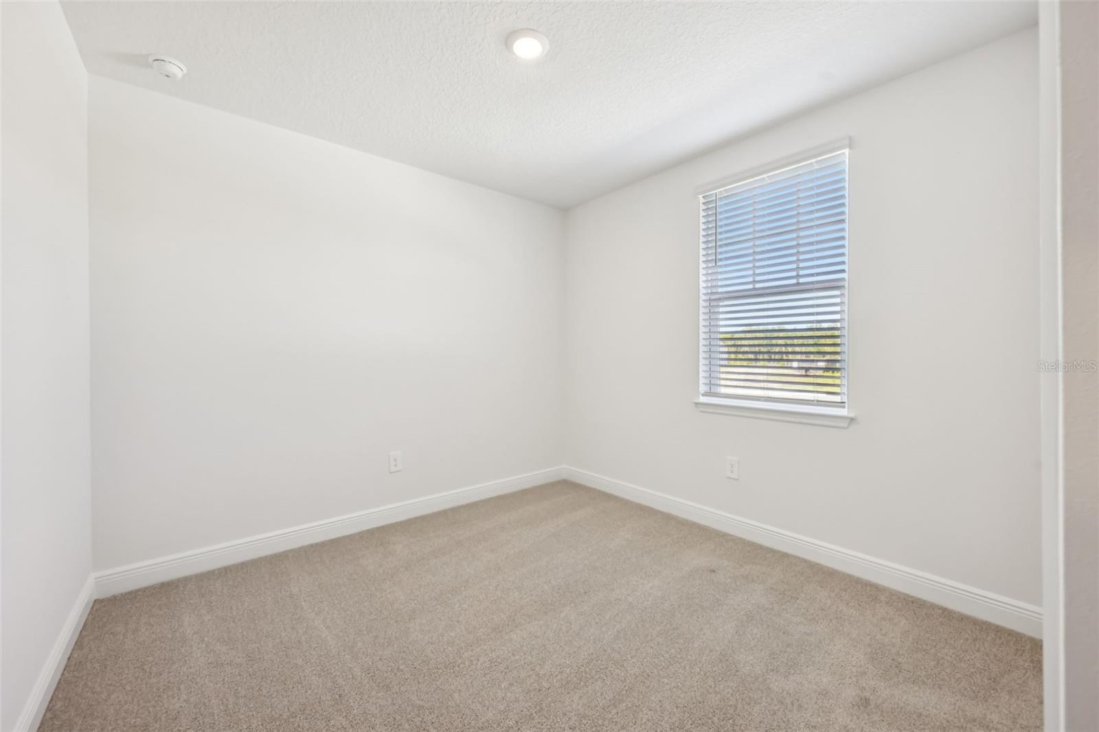 RESERVES AT HAMMOCK OAKS PHASE 1A - Residential