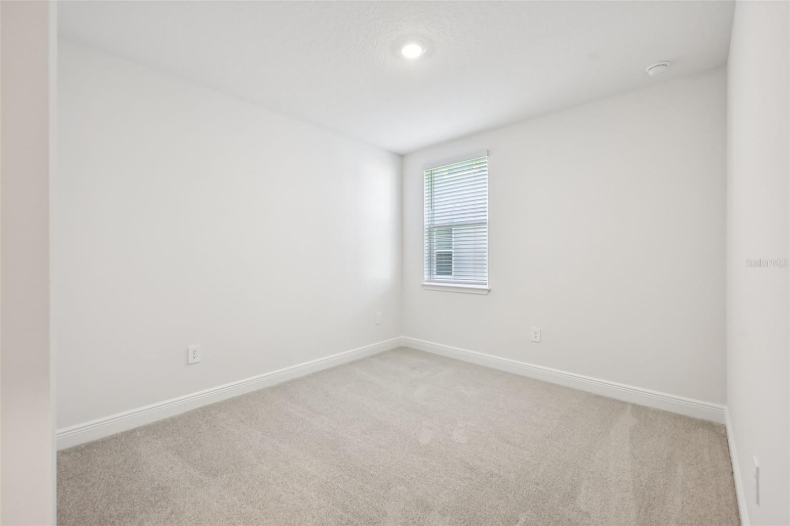 RESERVES AT HAMMOCK OAKS PHASE 1A - Residential