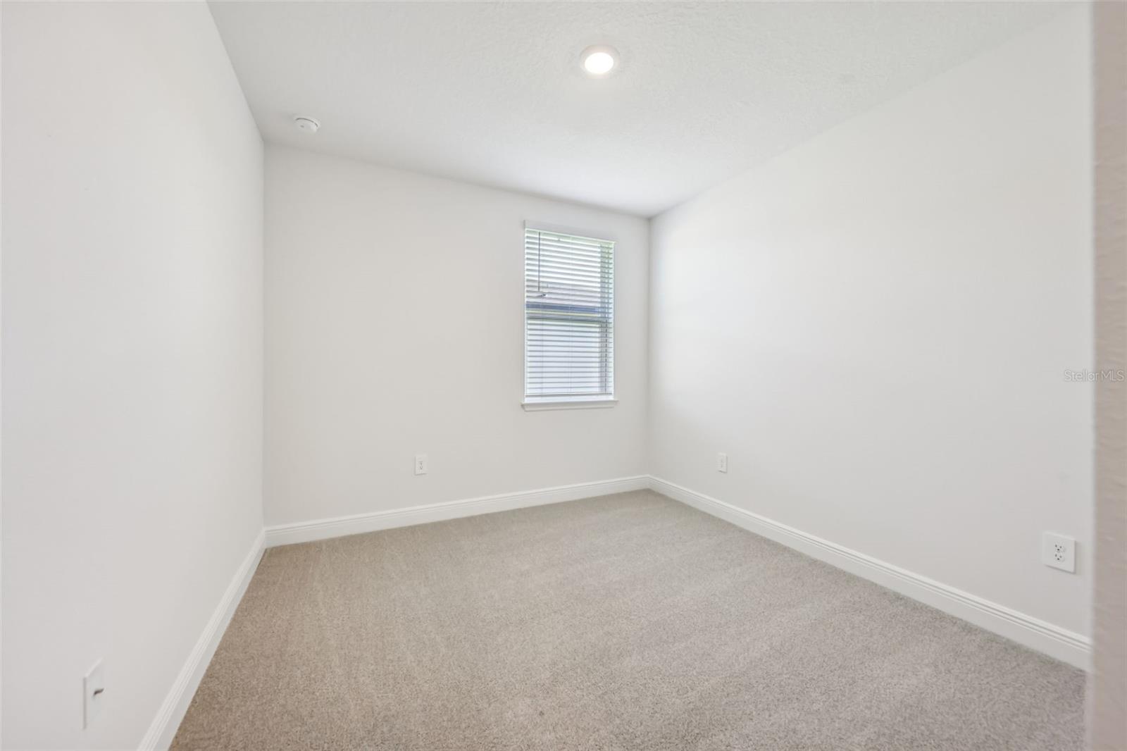 RESERVES AT HAMMOCK OAKS PHASE 1A - Residential