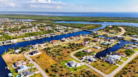 A home in PORT CHARLOTTE