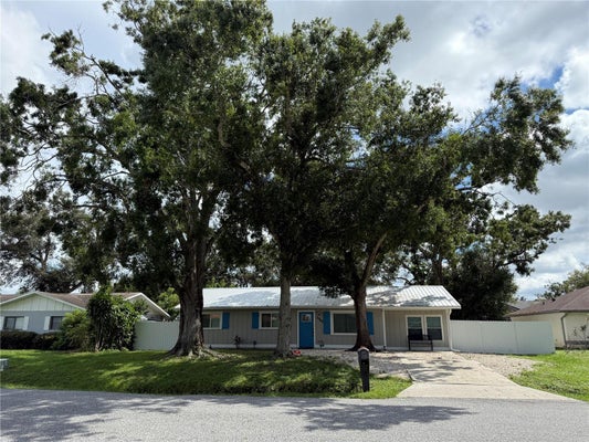 3988 SAN LUIS DR, SARASOTA, FL 34235 - Image 939e3eed7f004e4fc7deae5d10003fbc/588849240