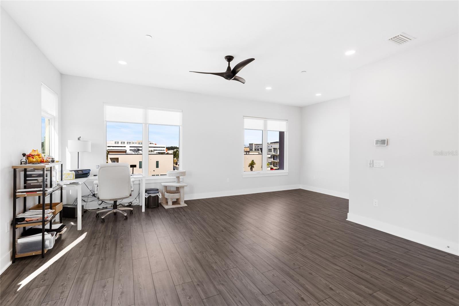 THE VUE AT CELEBRATION POINTE - Residential