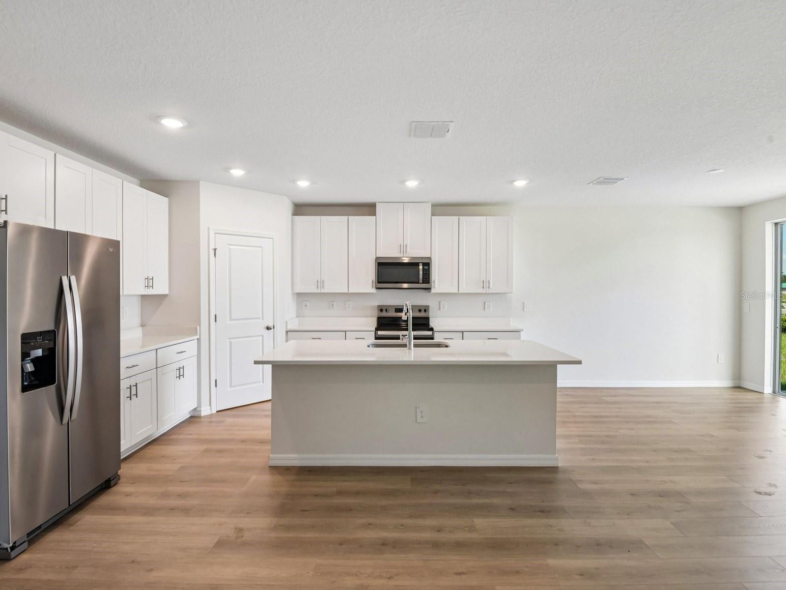 124 GENTLE RAIN LANE, NOKOMIS, FL, 34275 4 124 GENTLE RAIN LANE
