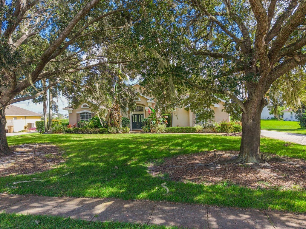 Photo of 5224 Hammock Pointe Court, Saint Cloud, FL 34771 (MLS # S5160360)
