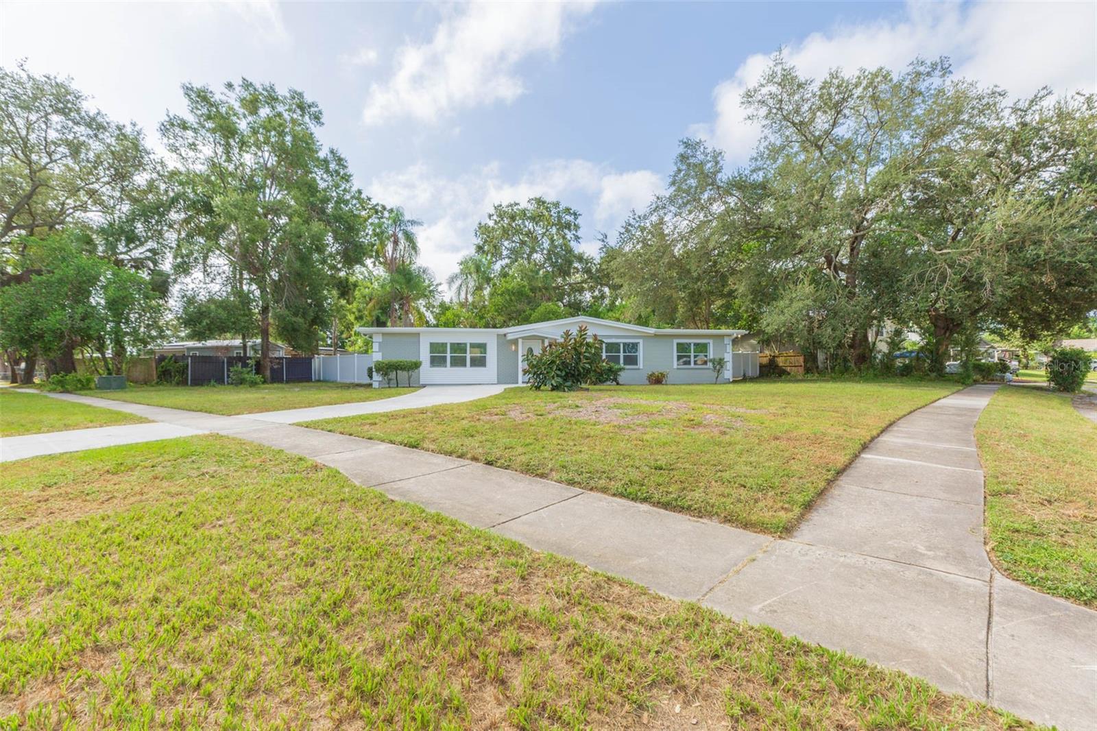 DEL RIO ESTATES UNIT 3 - Residential