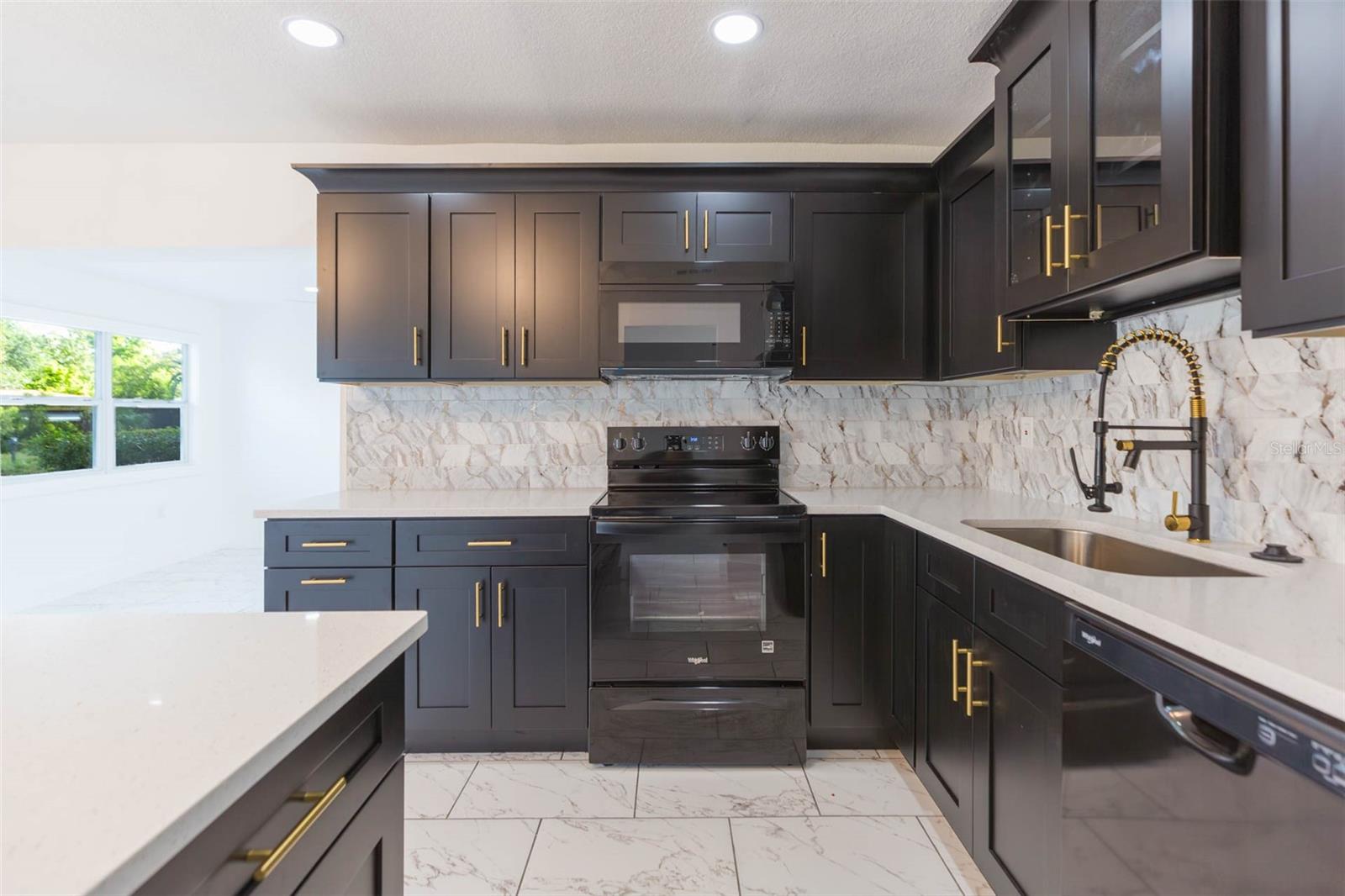 DEL RIO ESTATES UNIT 3 - Residential
