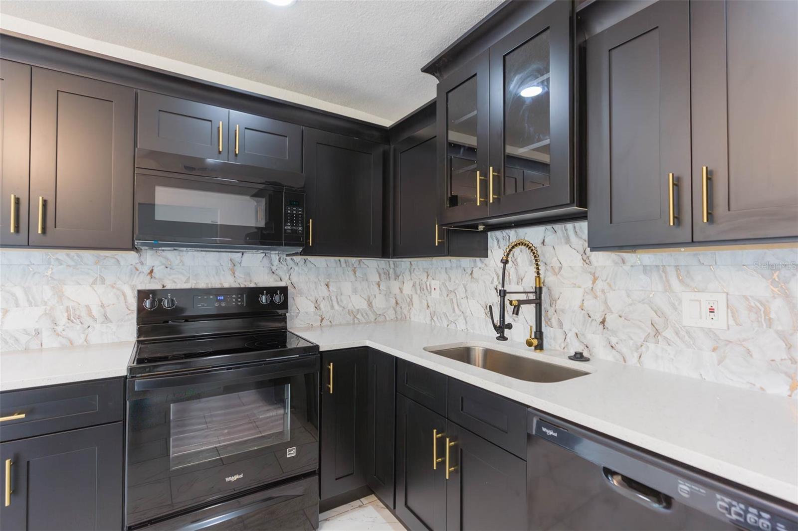 DEL RIO ESTATES UNIT 3 - Residential