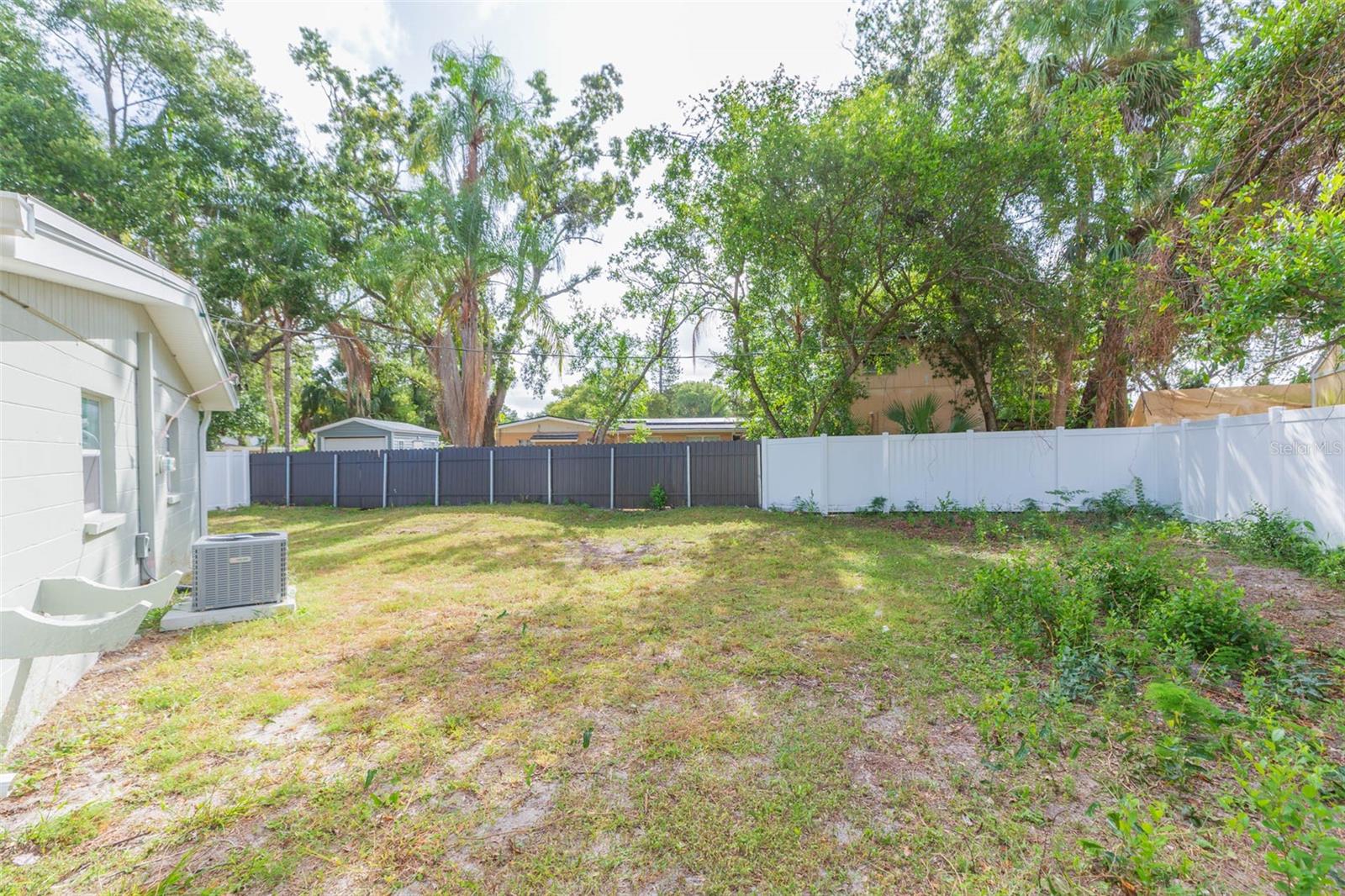 DEL RIO ESTATES UNIT 3 - Residential