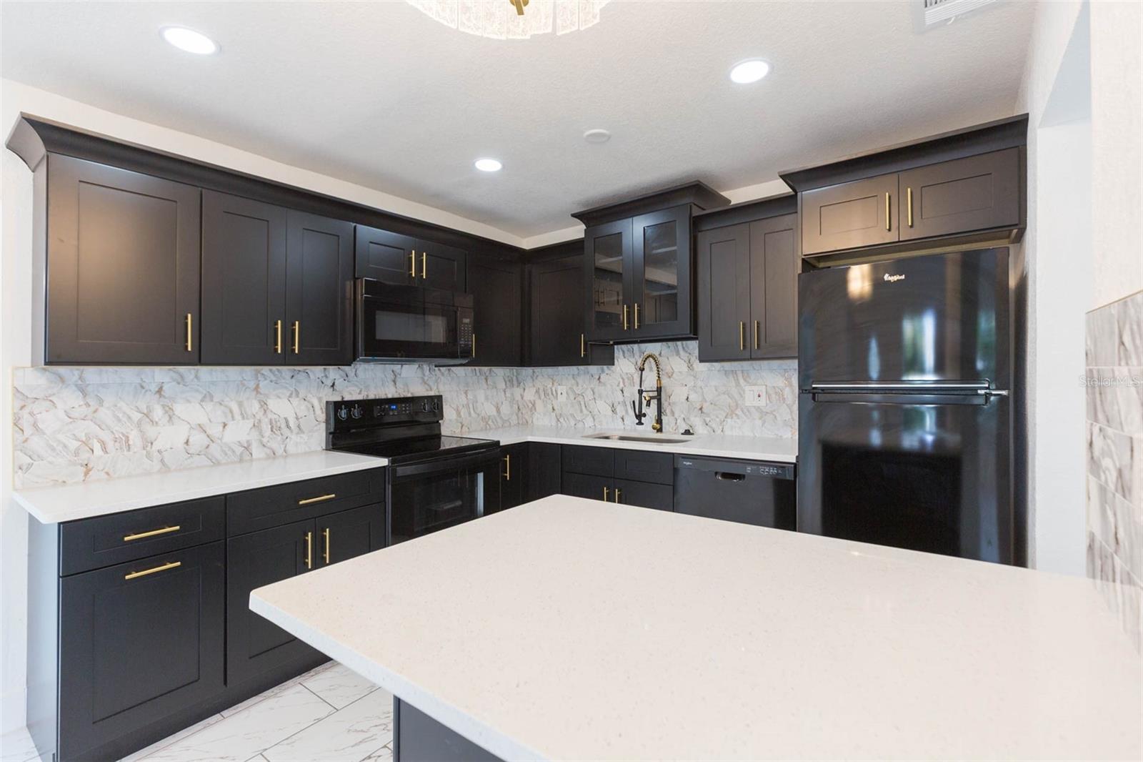 DEL RIO ESTATES UNIT 3 - Residential