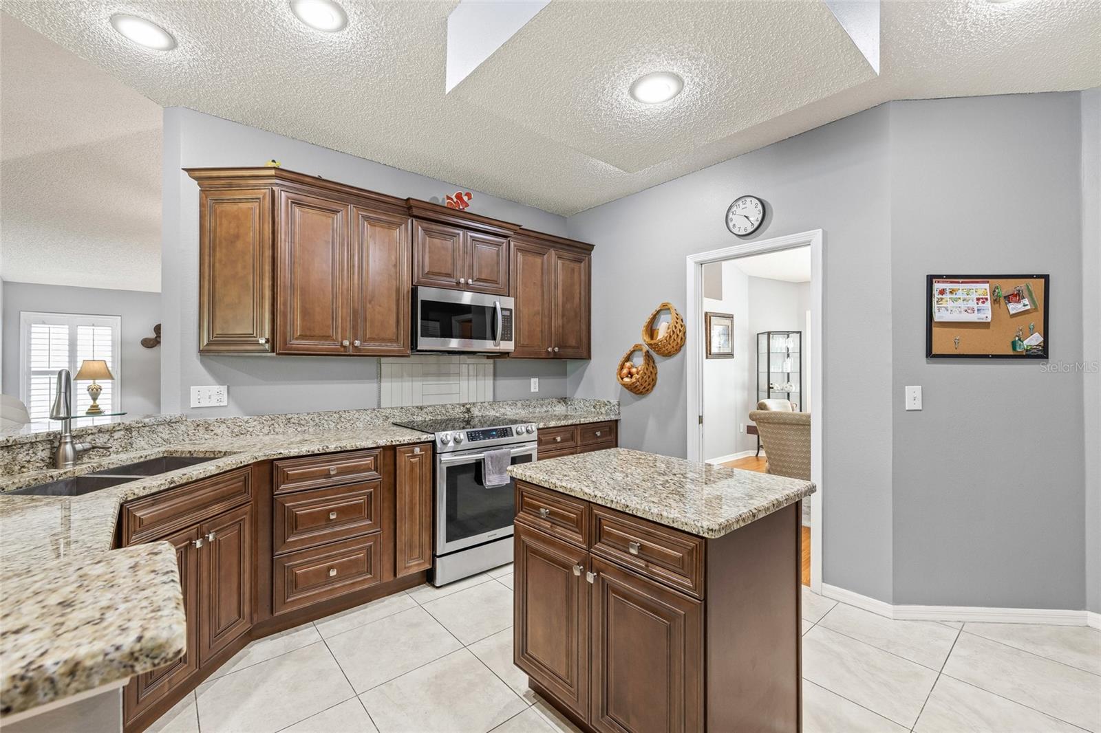 SUN CITY CENTER UNIT 150 PH 01 UNIT SEC 02 - Residential