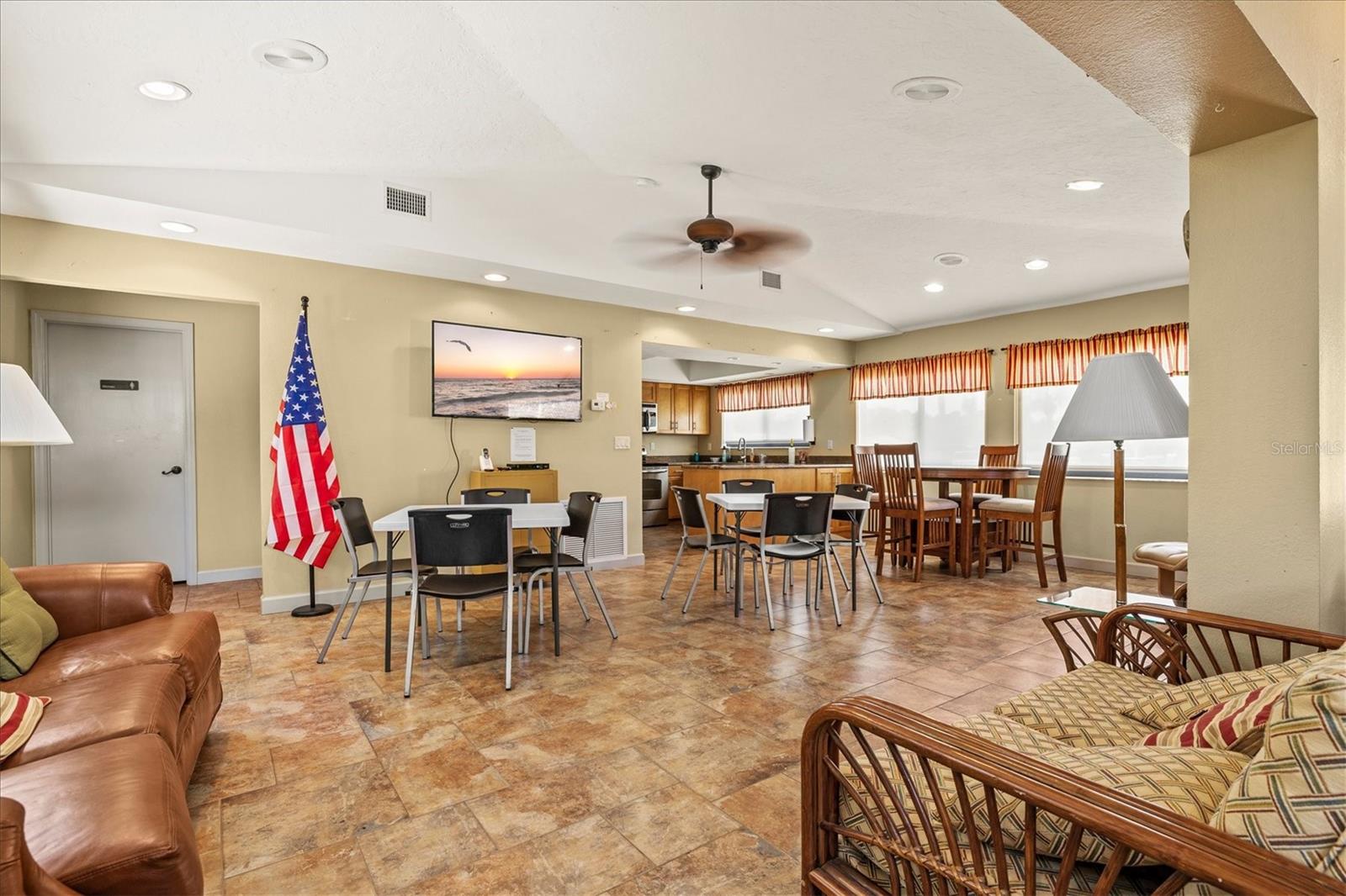 FORTY THREE WEST PALMS - Residential