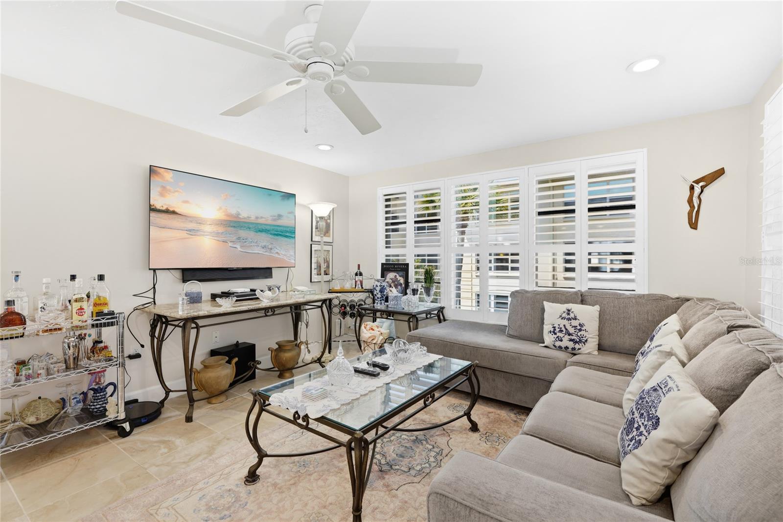 3804 GULF OF MEXICO DRIVE B207, LONGBOAT KEY, FL, 34228 2 3804 GULF OF MEXICO DRIVE B207