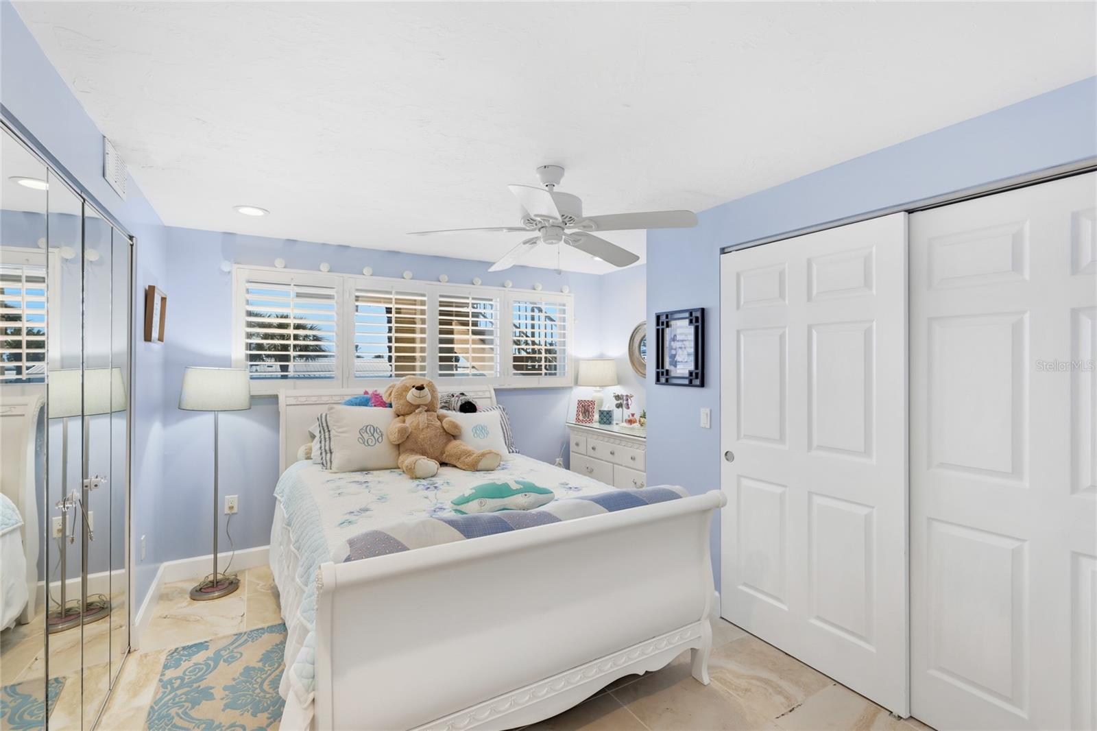 BEACH HARBOR CLUB - Residential