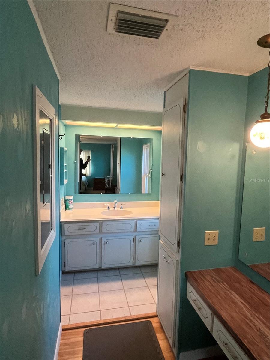 VENICE ISLE - Residential