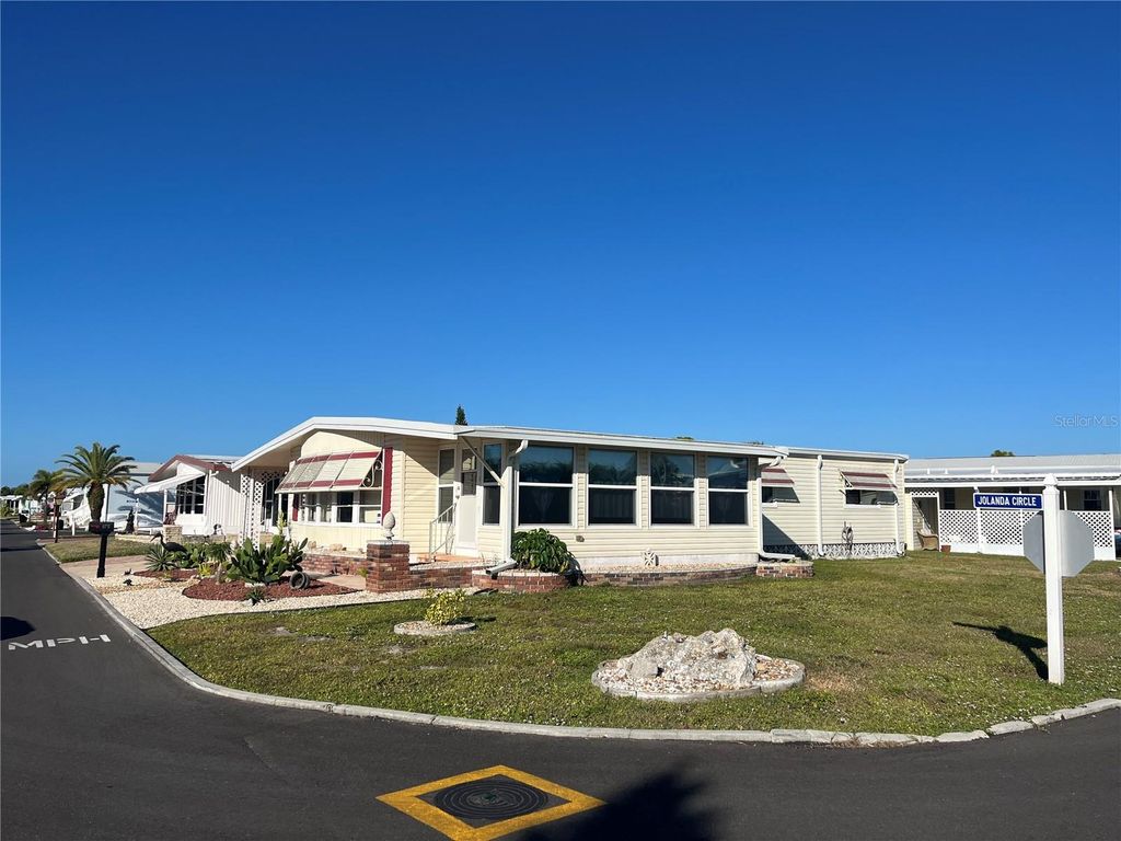 Photo of 878 Jolanda Circle, Venice, FL 34285 (MLS # N6141075)