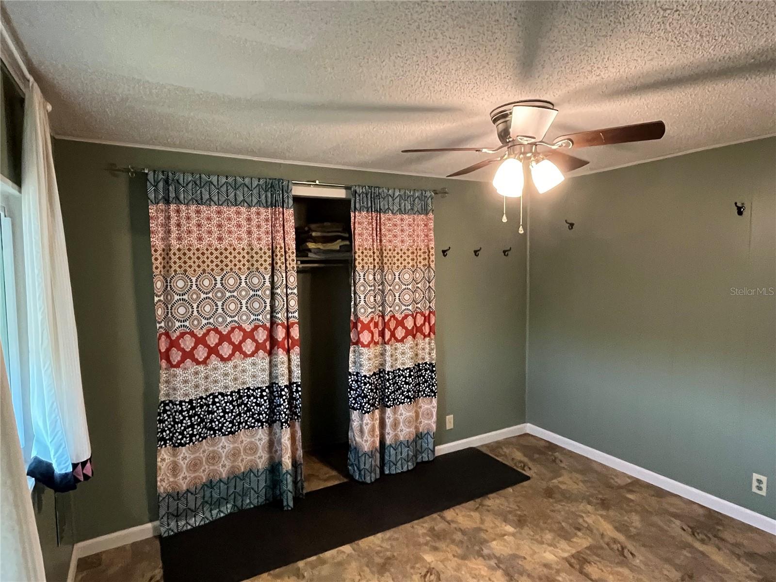 VENICE ISLE - Residential