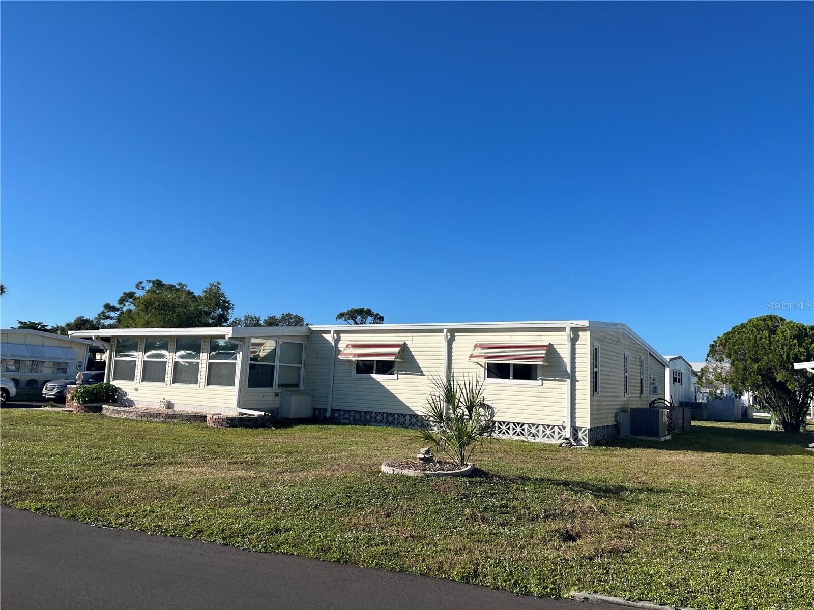 878 JOLANDA CIRCLE