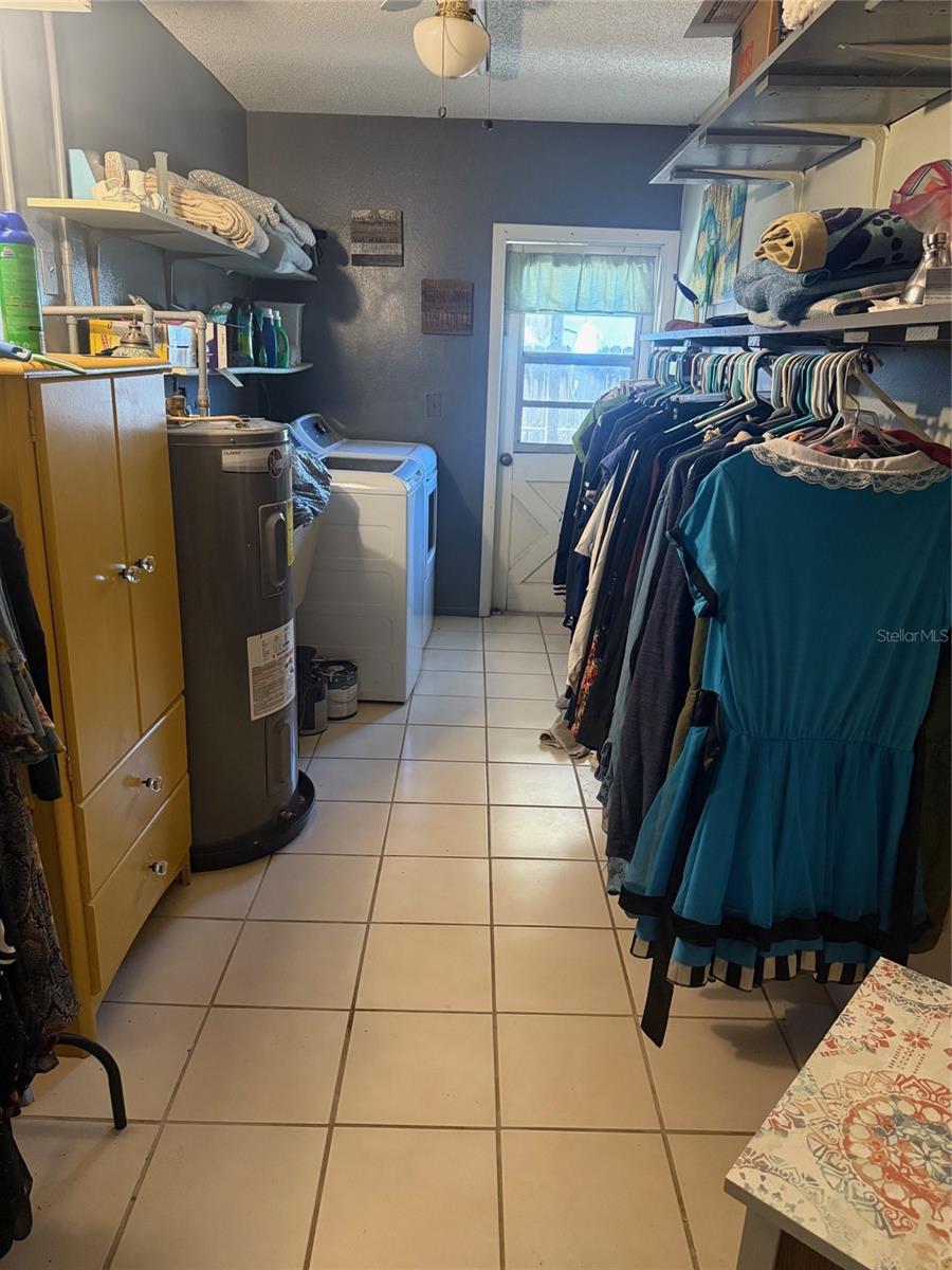 GIBSON BESSIE P SUB - Residential