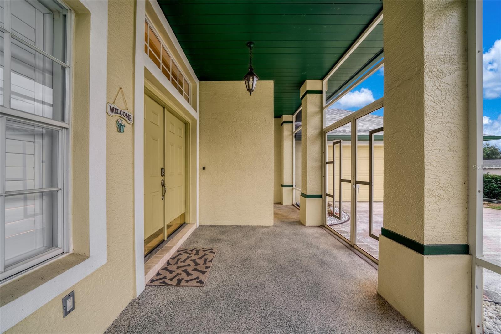 5092 STRAFFORD OAKS DRIVE