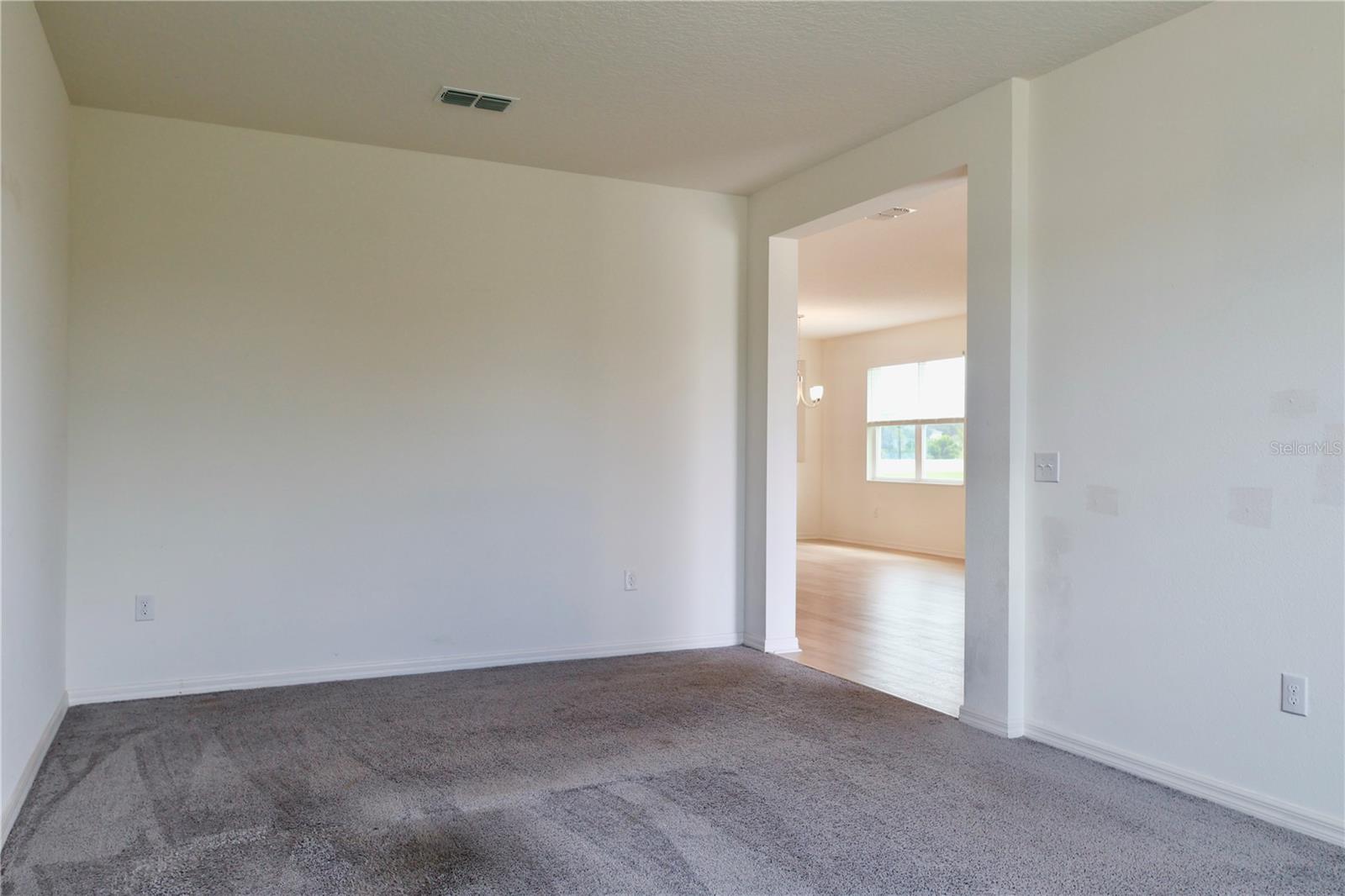 CARRIAGE HILL - Residential Lease