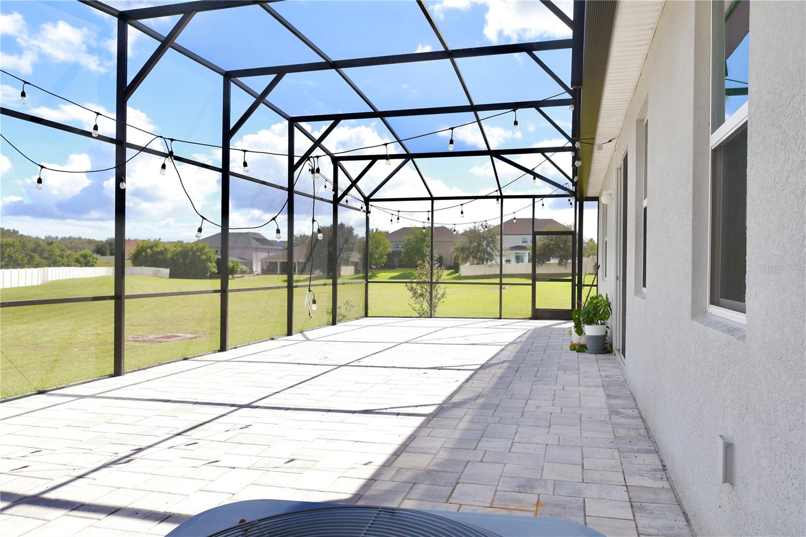 CARRIAGE HILL - Residential Lease