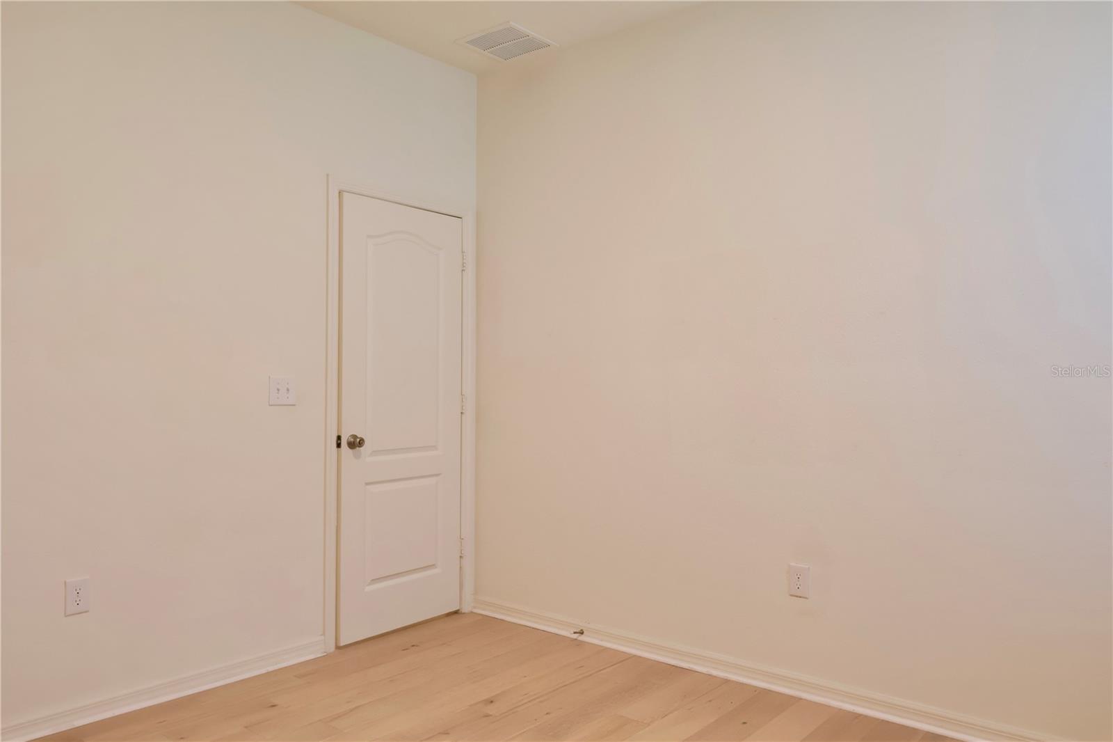 CARRIAGE HILL - Residential Lease