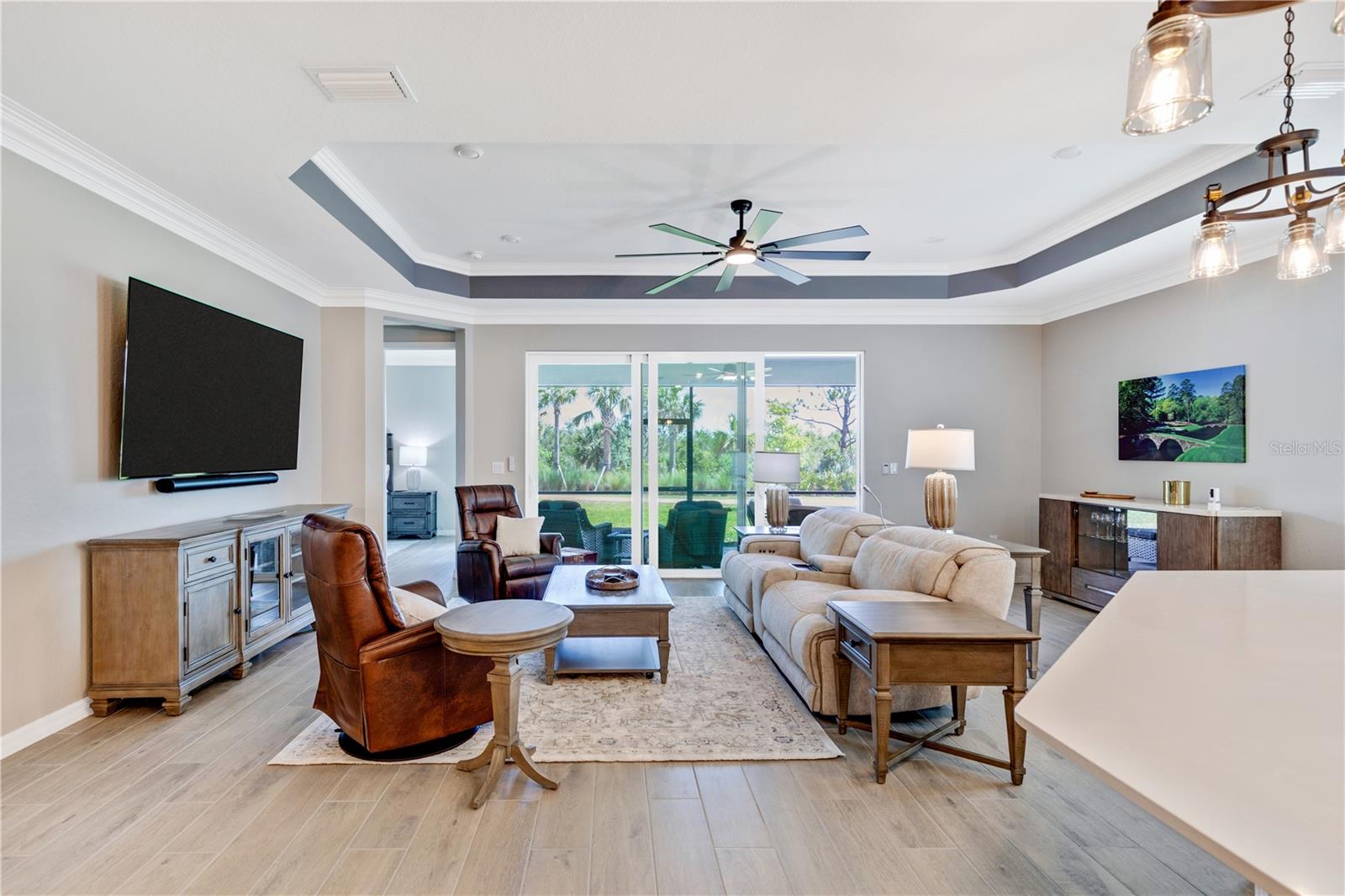 WELLEN PARK GOLF & COUNTRY CLUB - Residential Lease