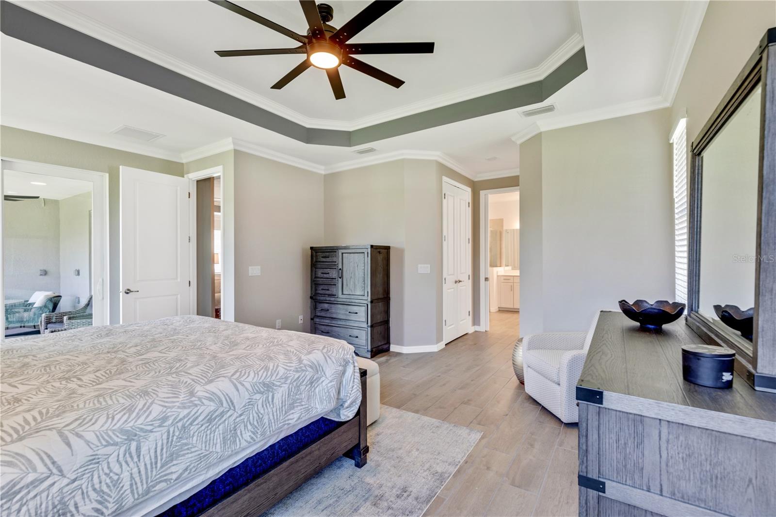 WELLEN PARK GOLF & COUNTRY CLUB - Residential Lease