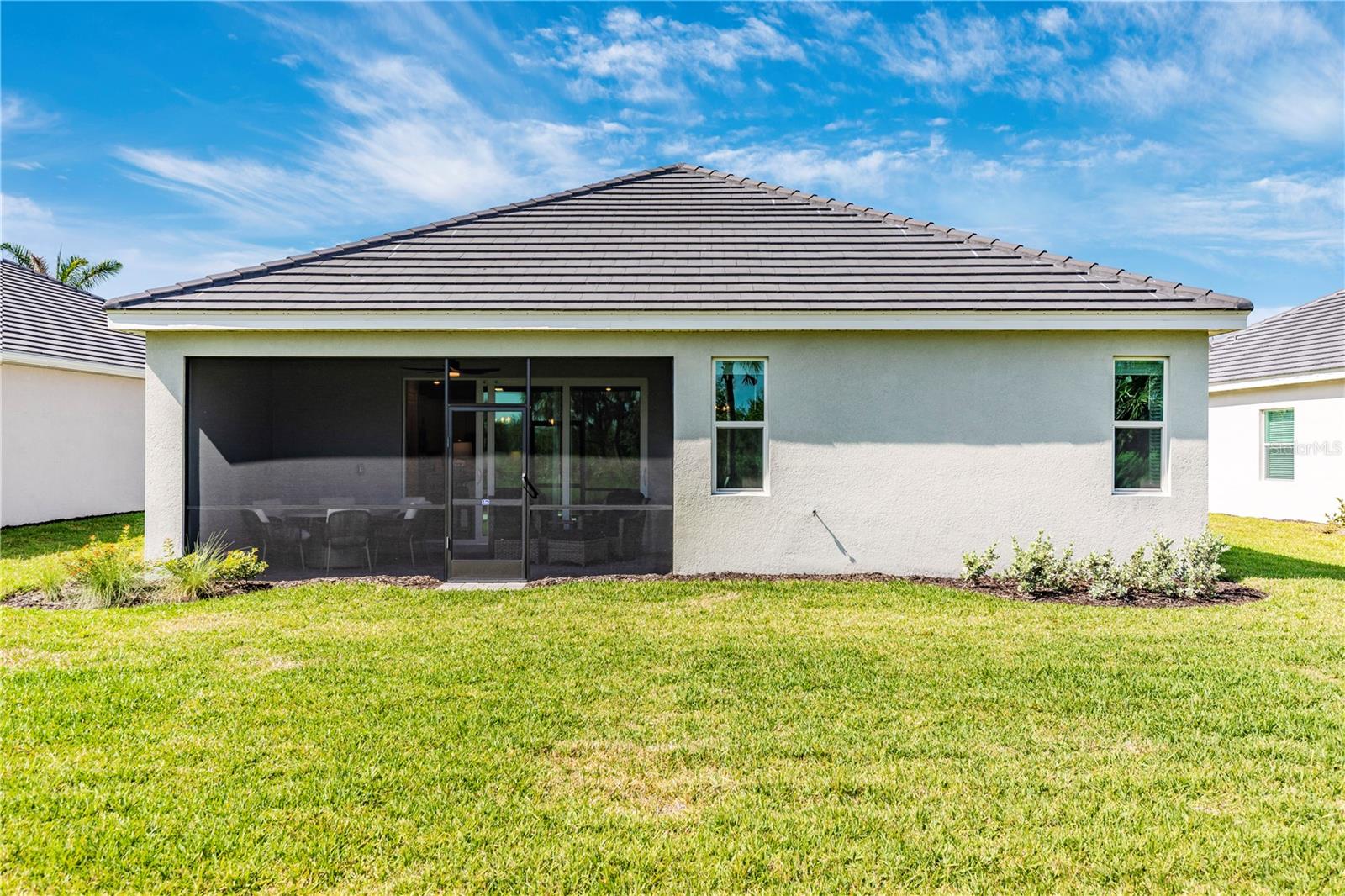 WELLEN PARK GOLF & COUNTRY CLUB - Residential Lease