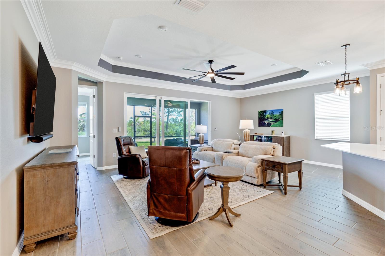 WELLEN PARK GOLF & COUNTRY CLUB - Residential Lease