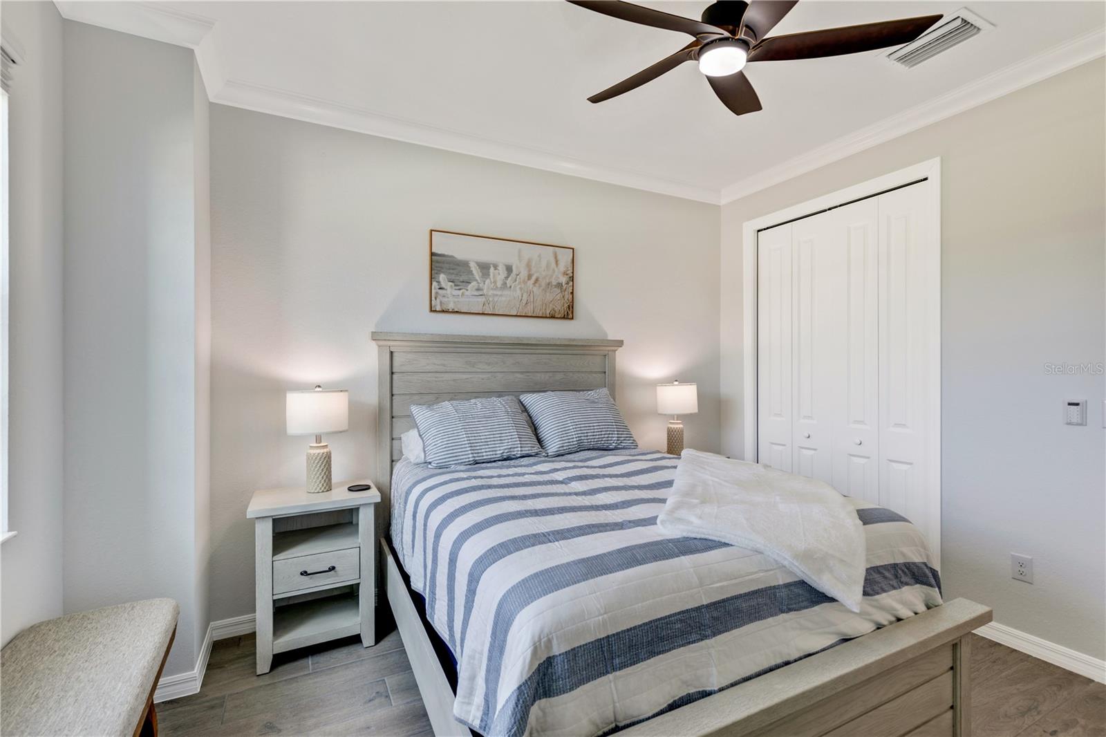 WELLEN PARK GOLF & COUNTRY CLUB - Residential Lease