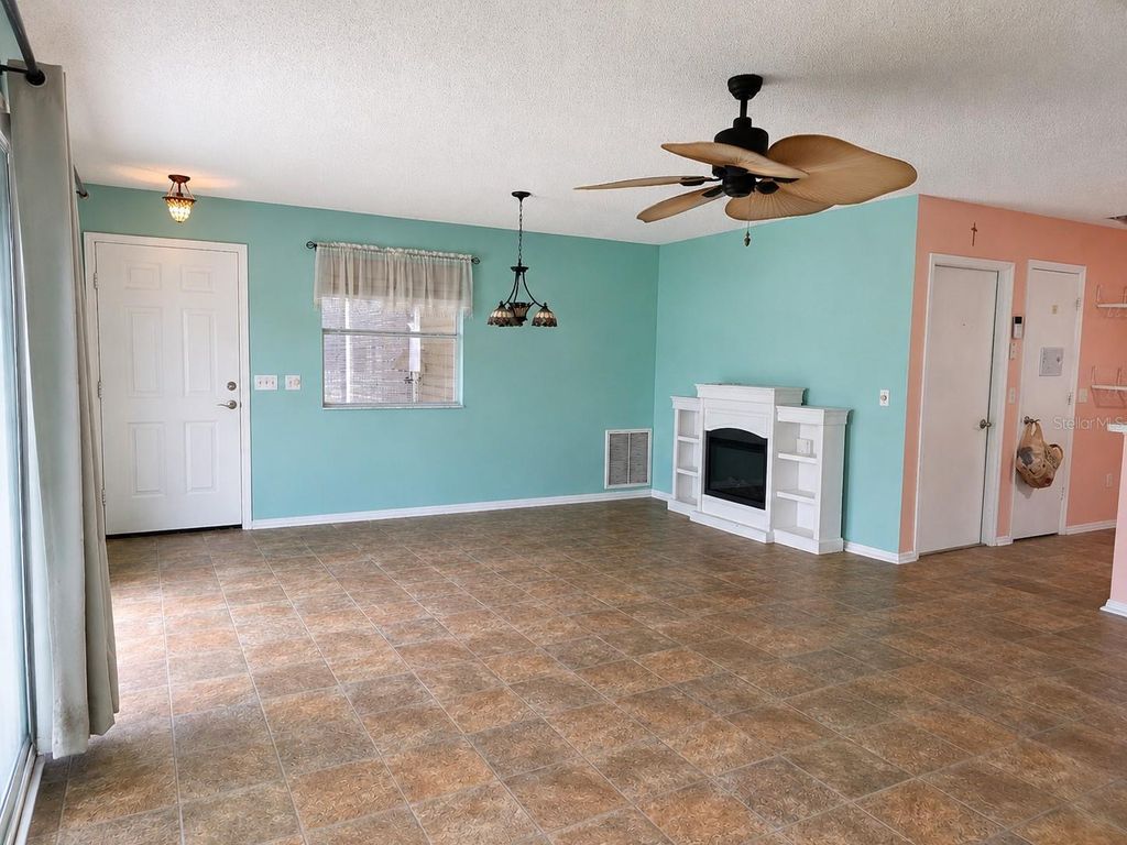 Photo of 481 Hildalgo Drive, The Villages, FL 32159 (MLS # O6414452)