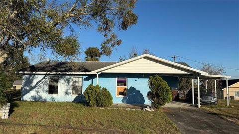 Photo of 1318 Temple Circle, Haines City, FL 33844 (MLS # P4937226)