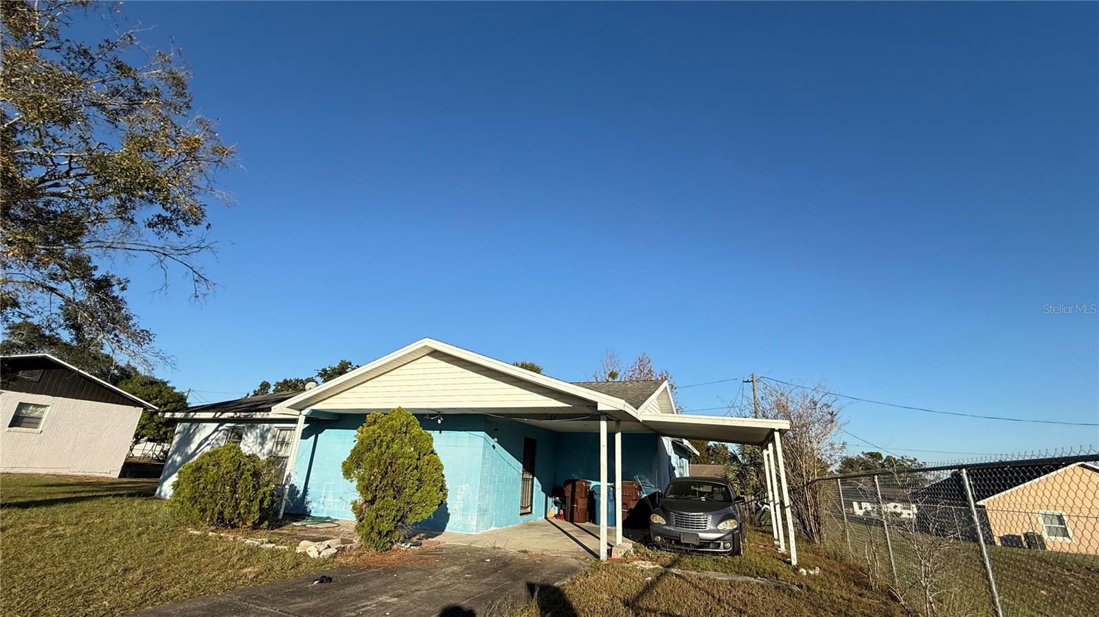 VALENCIA HILLS - Residential