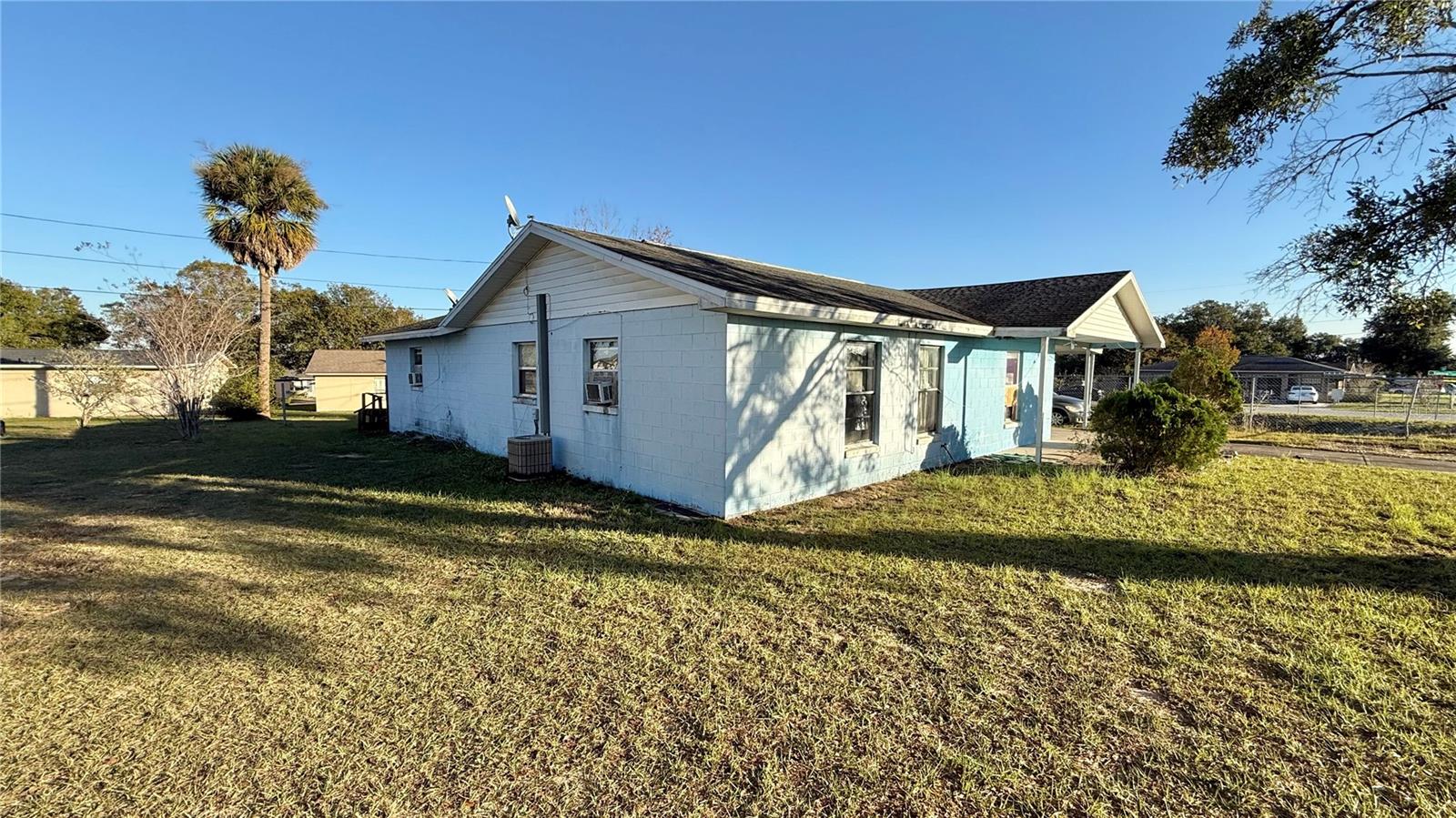 VALENCIA HILLS - Residential