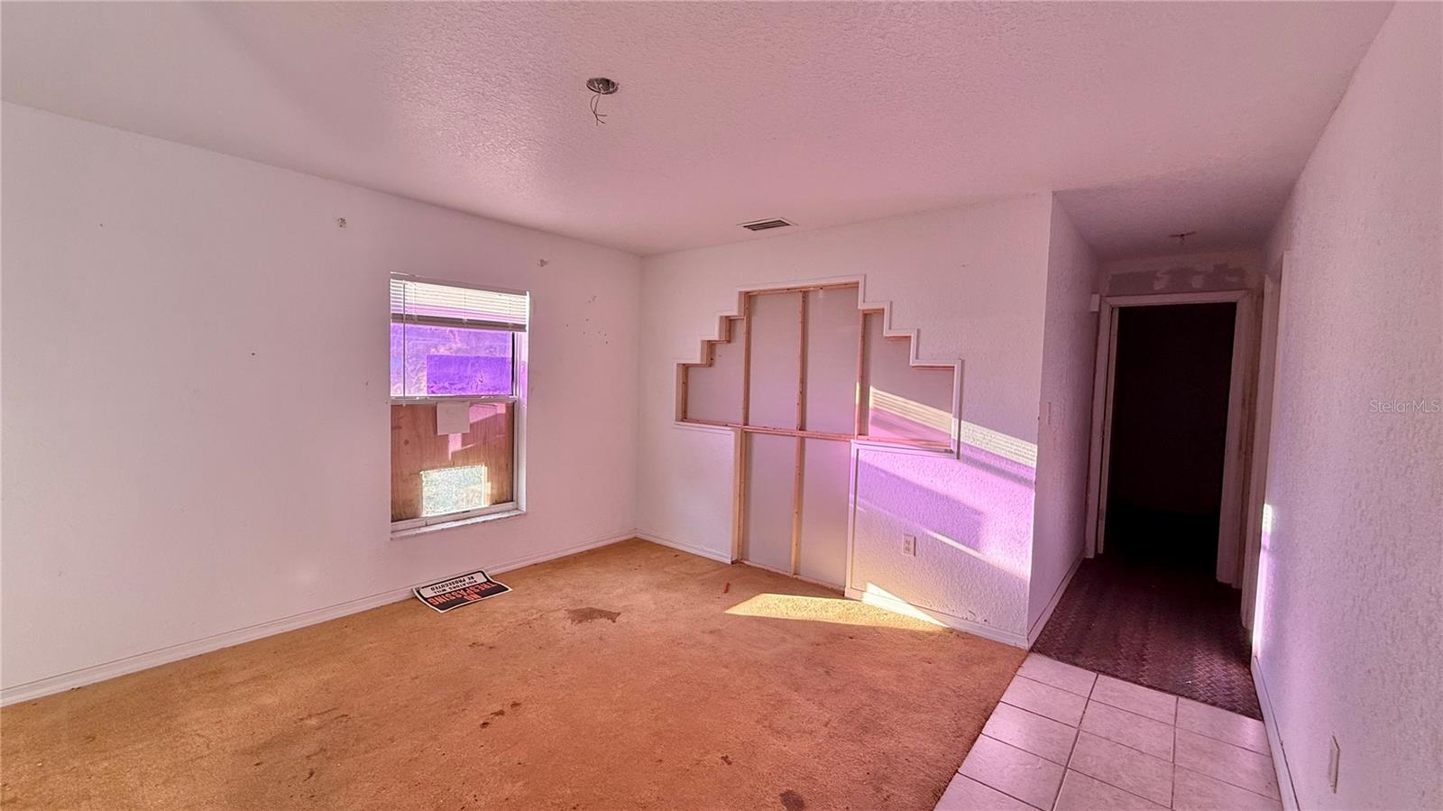 VALENCIA HILLS - Residential