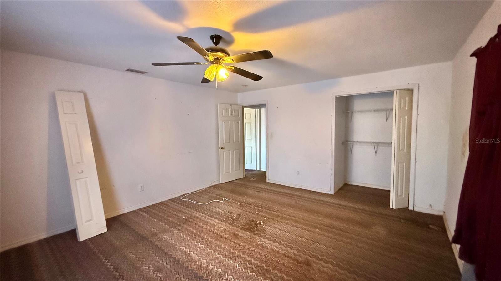 VALENCIA HILLS - Residential