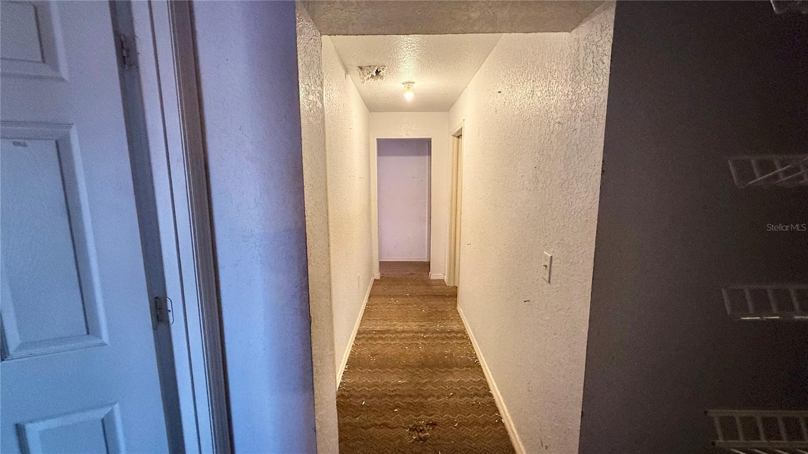 VALENCIA HILLS - Residential