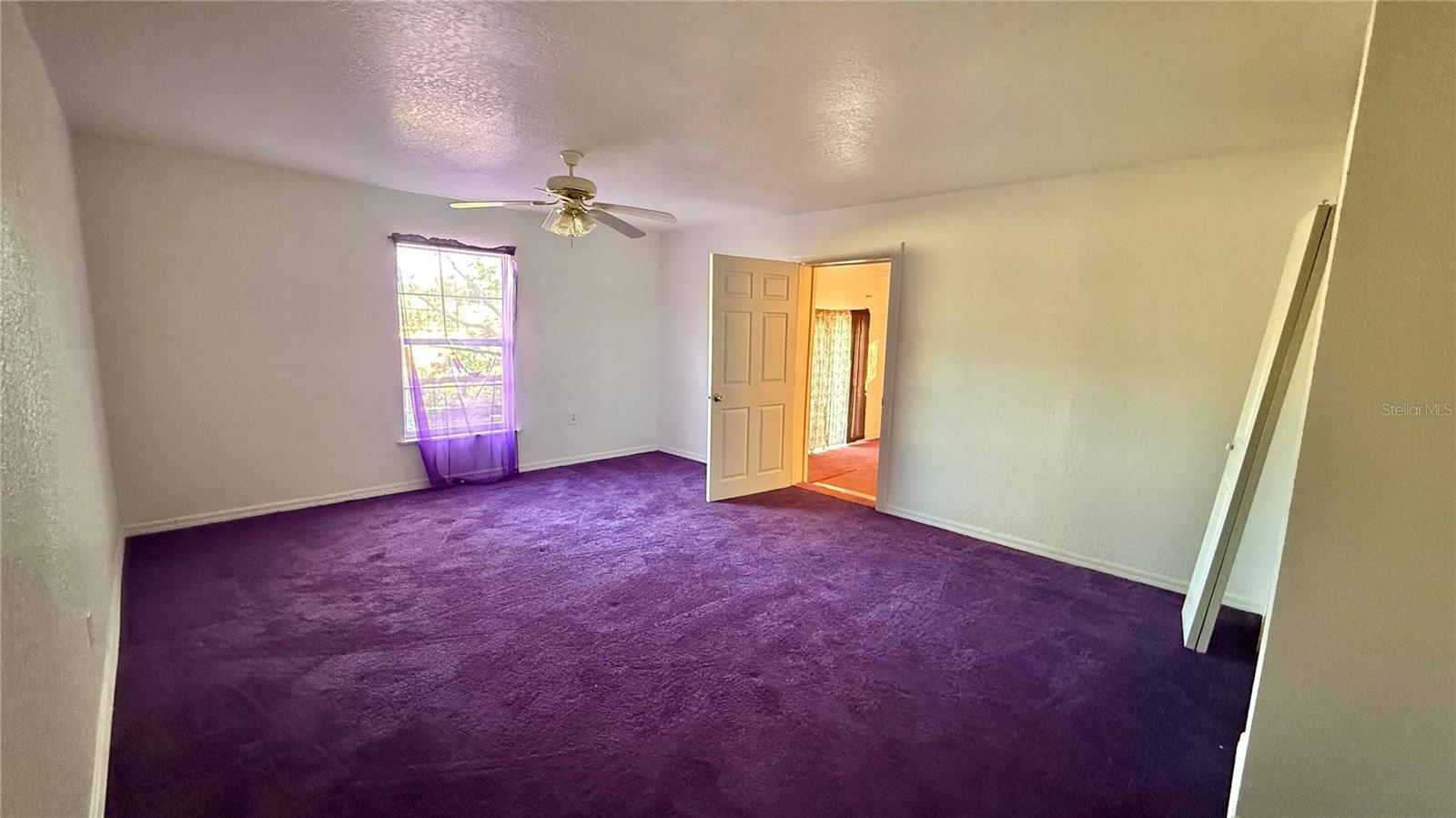 VALENCIA HILLS - Residential