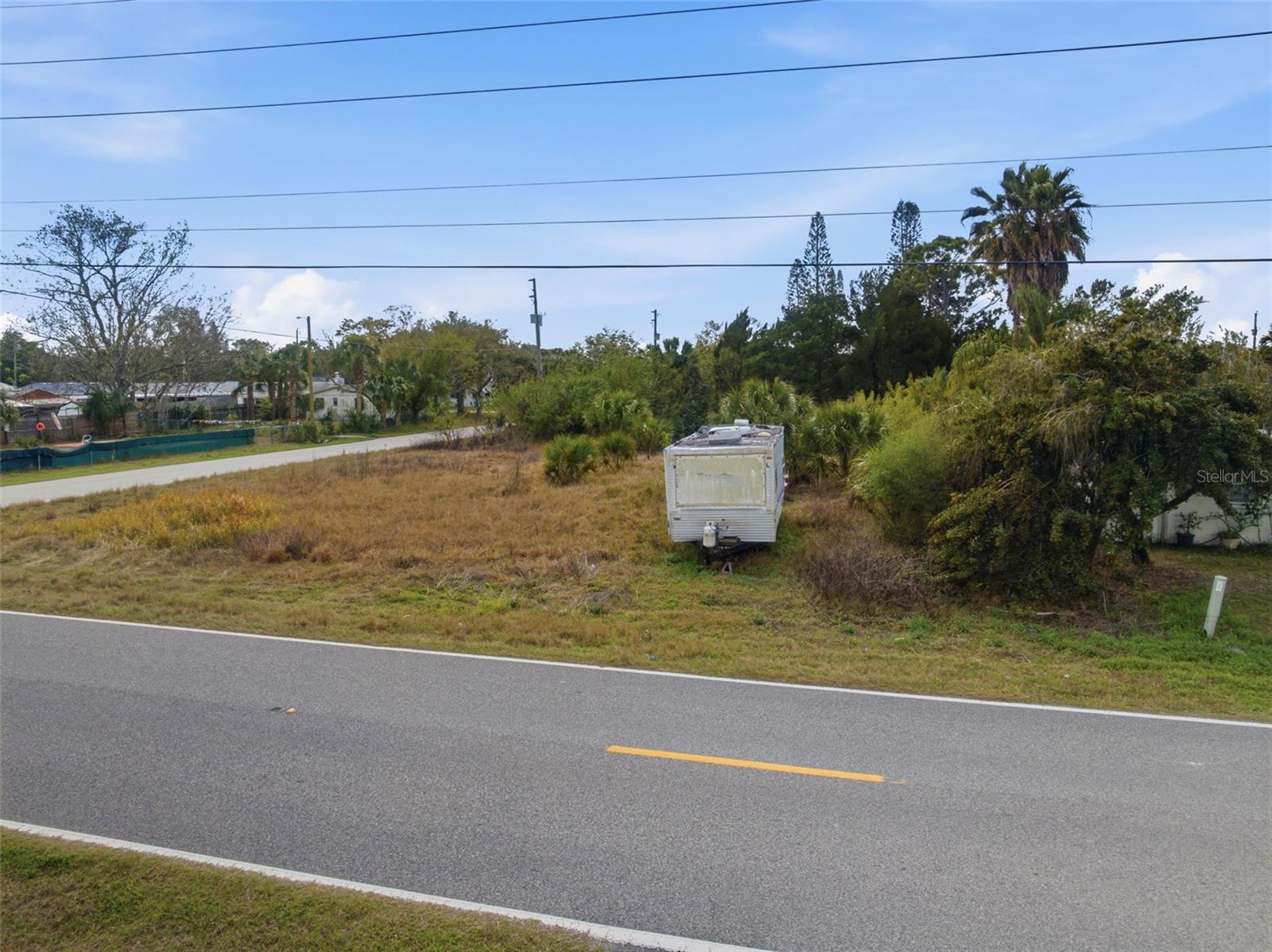 SUNSET ESTATES - Land