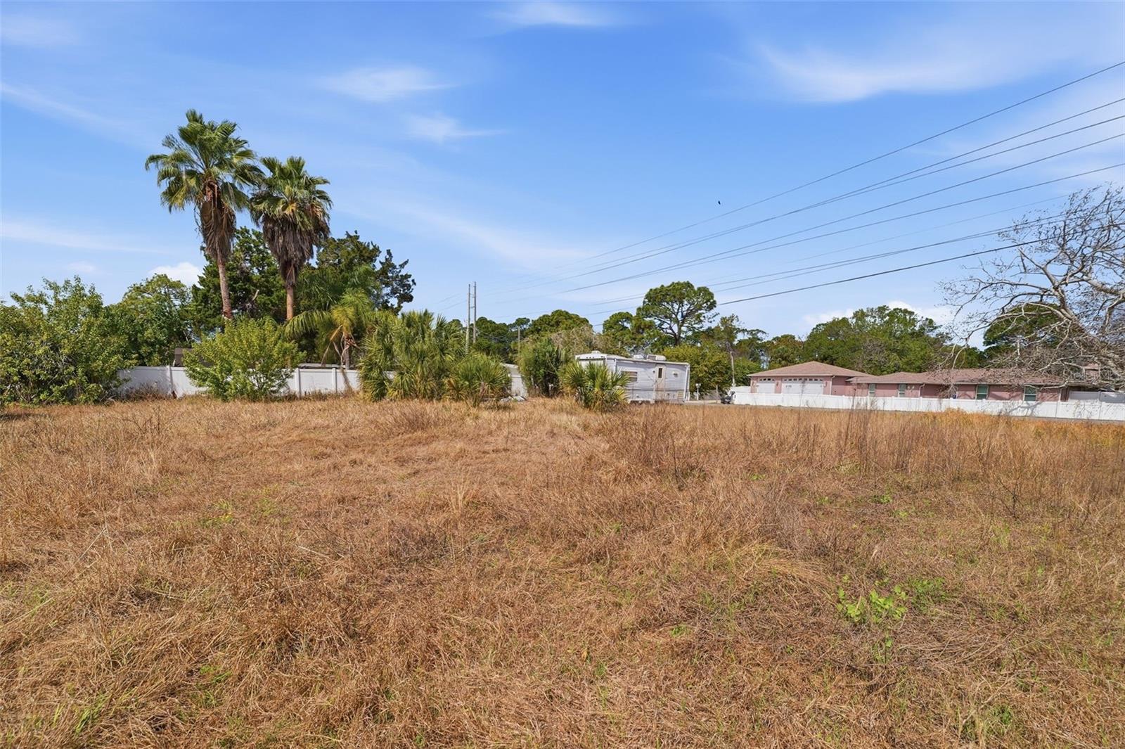 SUNSET ESTATES - Land