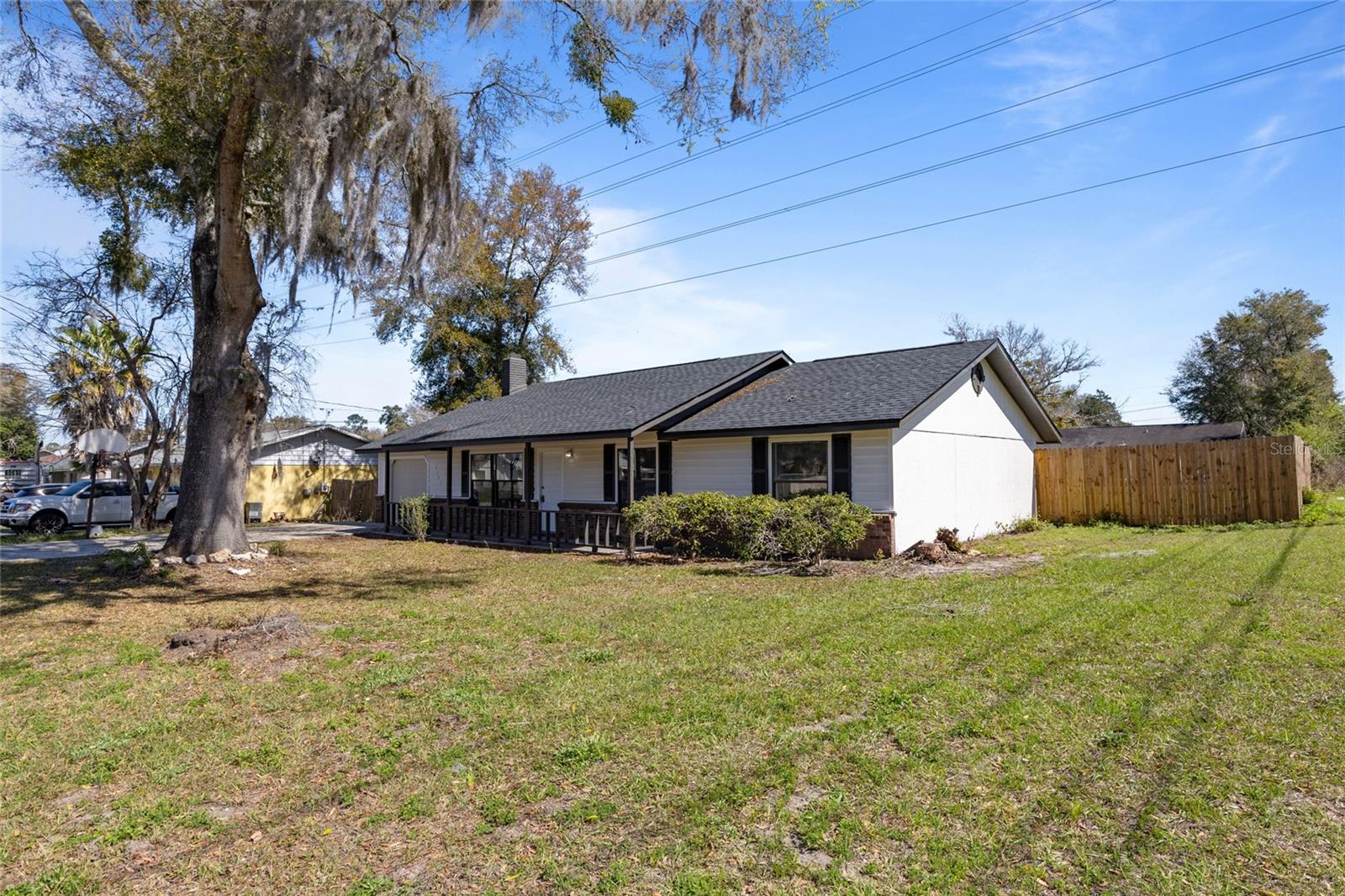 STONE HILL - Residential
