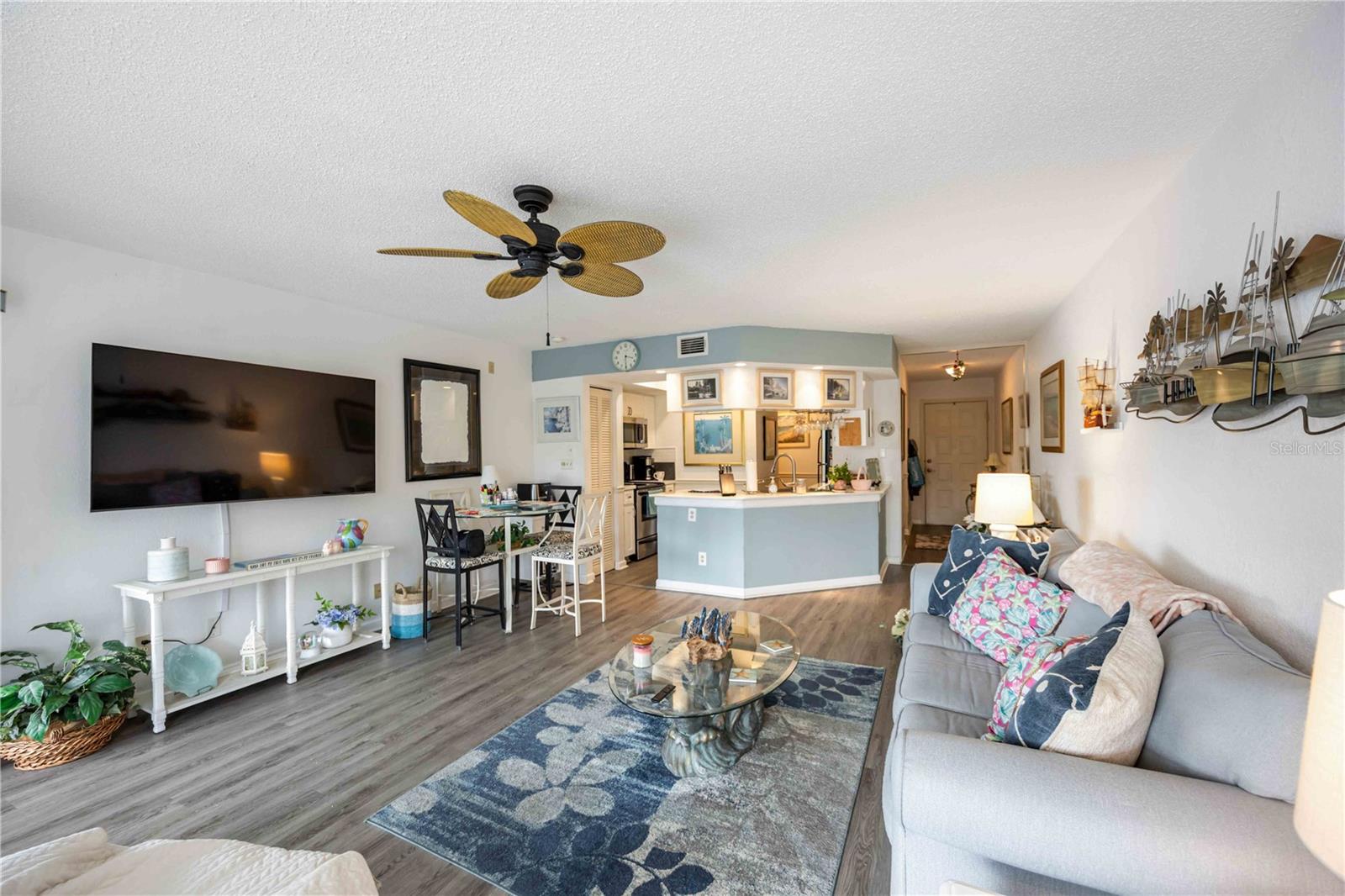 VENETIAN ISLES PH 03 BLDG 03 - Residential