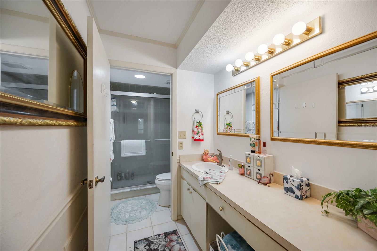 VENETIAN ISLES PH 03 BLDG 03 - Residential