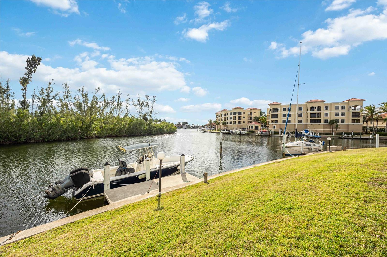 VENETIAN ISLES PH 03 BLDG 03 - Residential