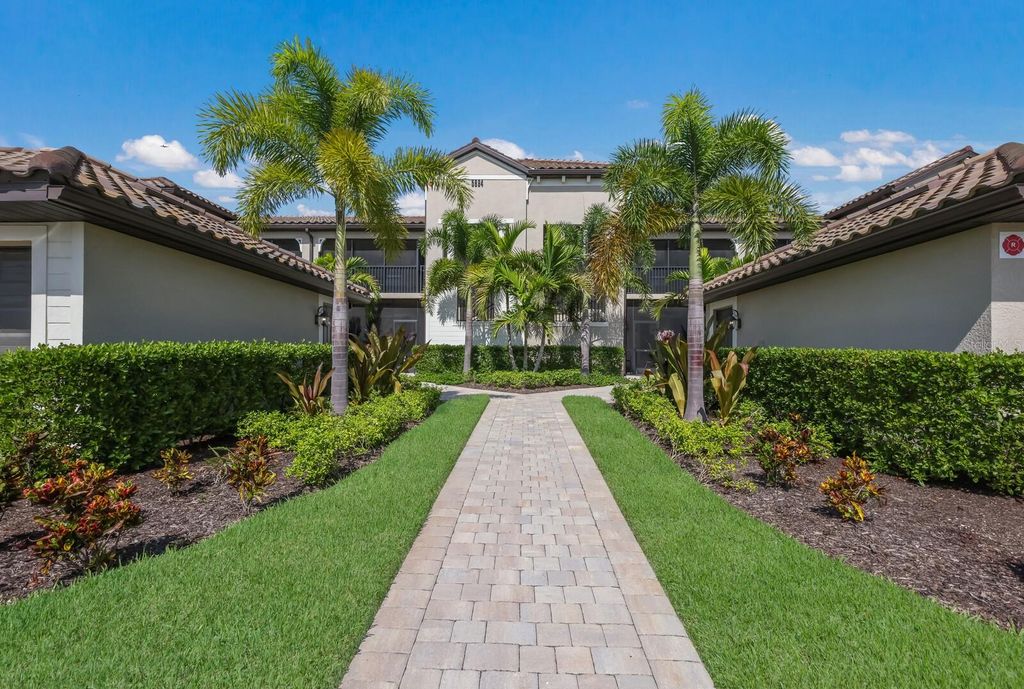 Photo of 5694 PALMER CIRCLE #206, BRADENTON, FL 34211 (MLS # A4581738)